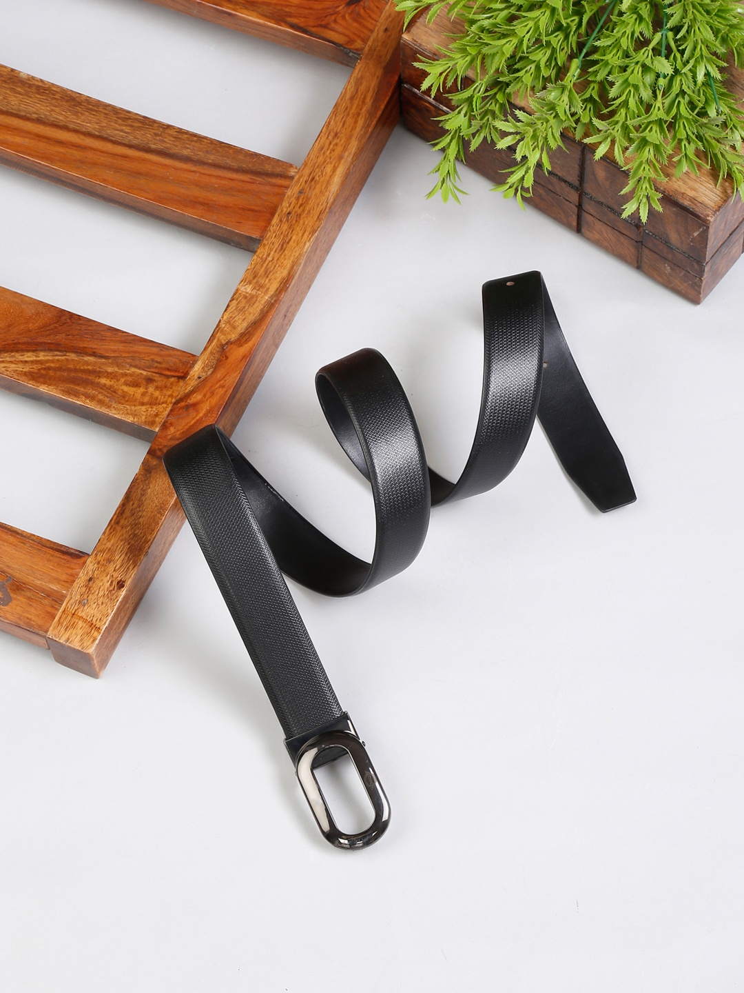 

MUTAQINOTI Men Black Leather Belt
