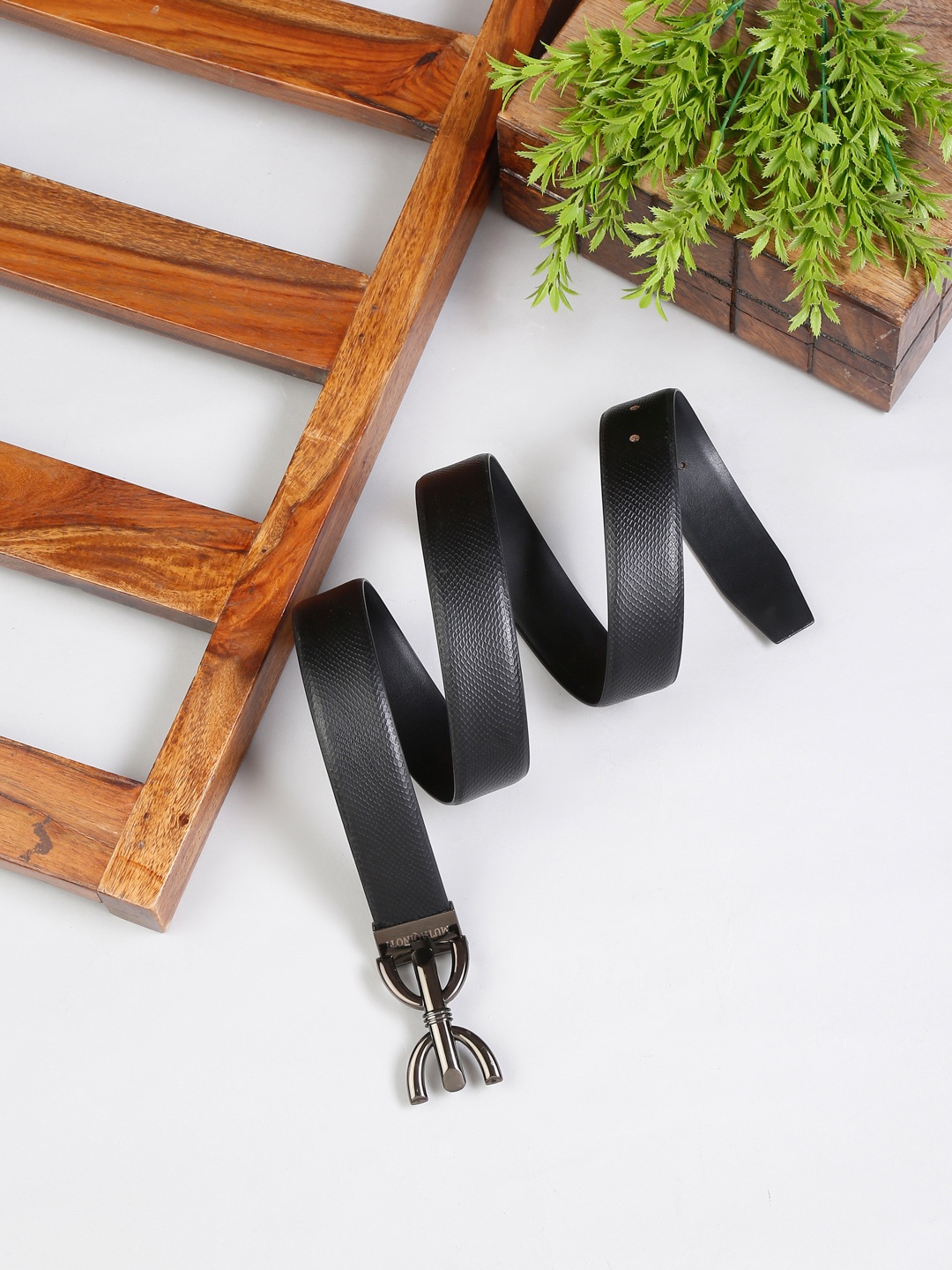 

MUTAQINOTI Men Black Leather Belt