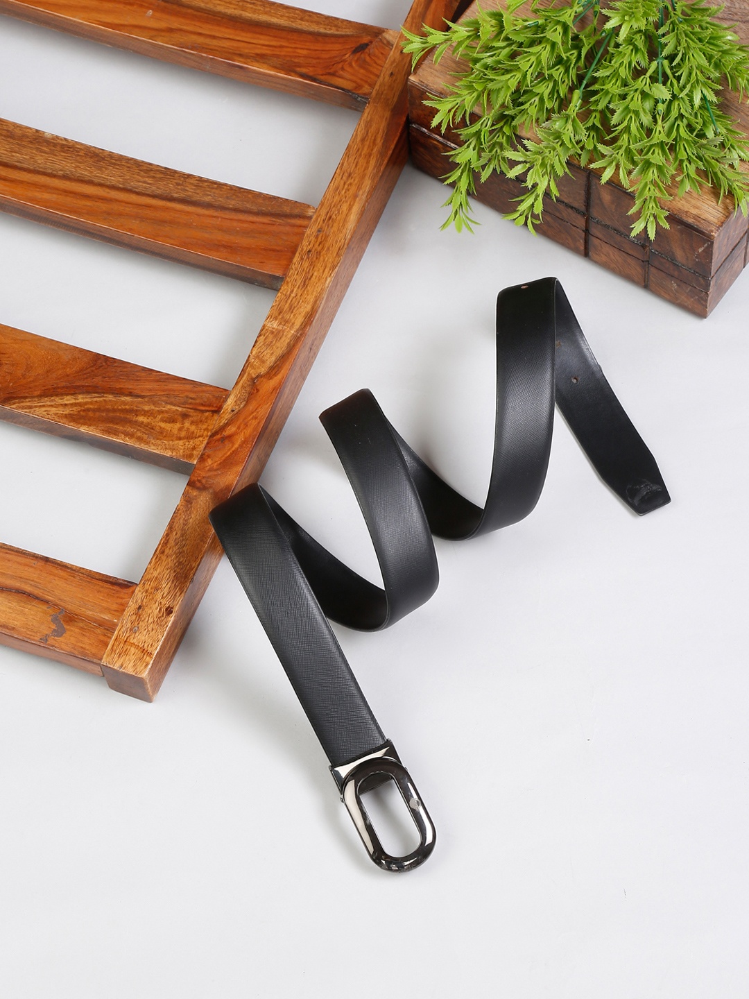 

MUTAQINOTI Men Black Leather Belt