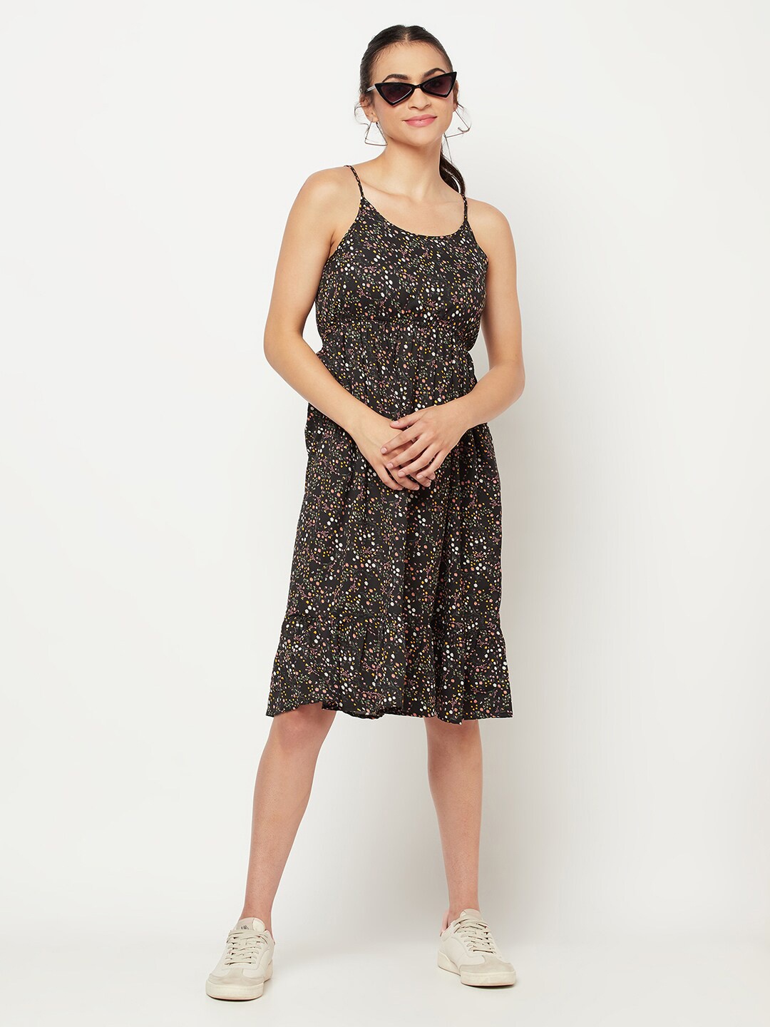 

SQew Women Black Floral Printed Dress