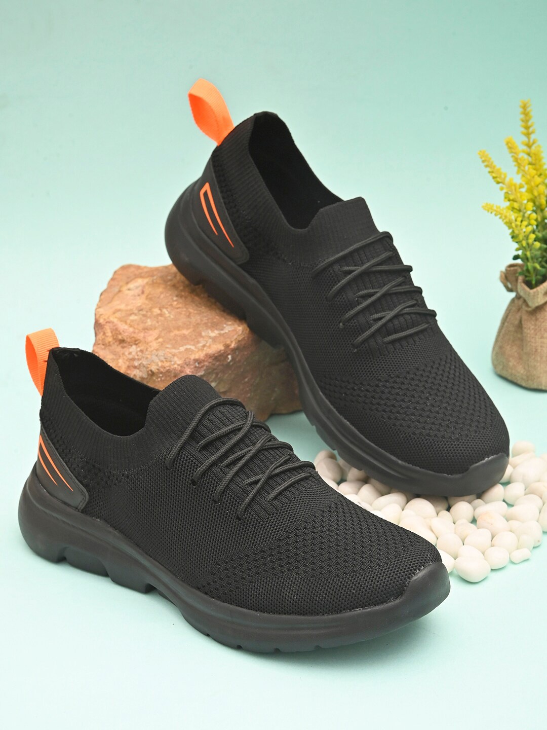 

HERE&NOW Men Black Mesh Running Non-Marking Shoes