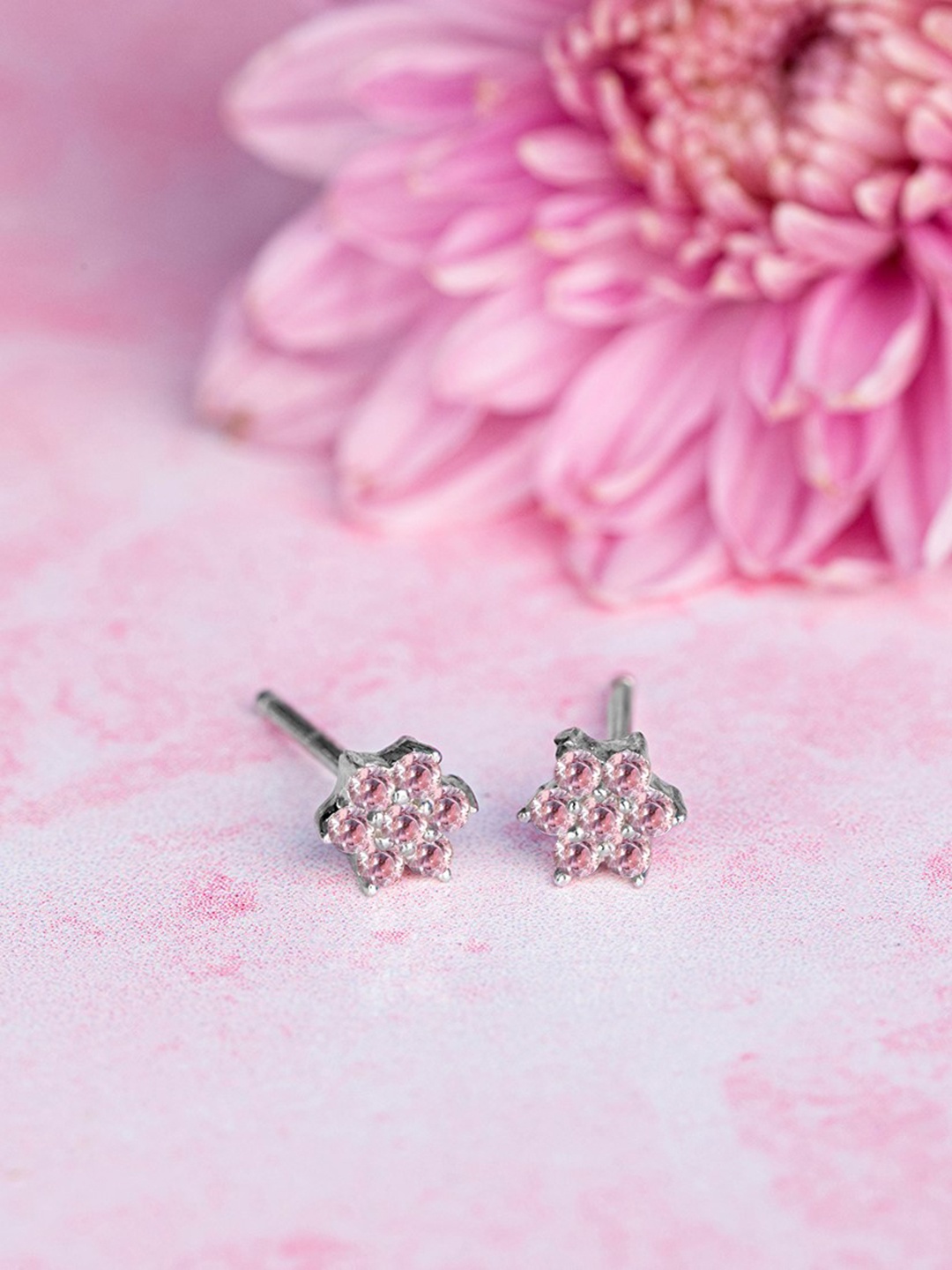 

Zavya 925 Sterling Silver Rose Gold Floral Studs Earrings