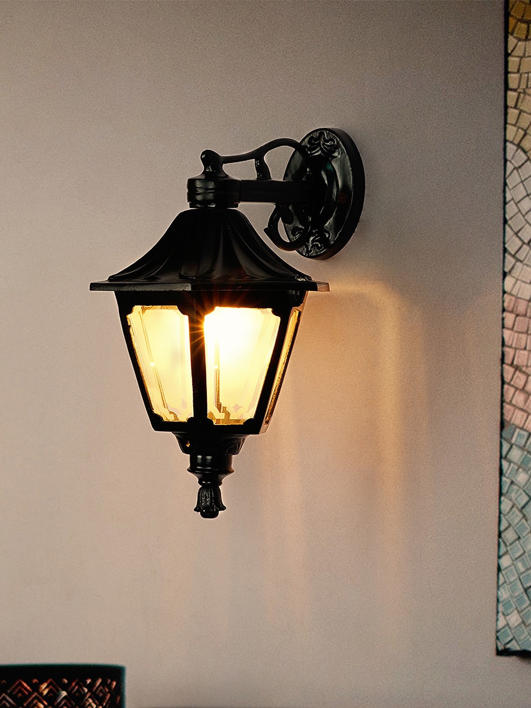 

Fos Lighting Black Small Victorian Downward Single Light Outdoor Wall Lamps, White
