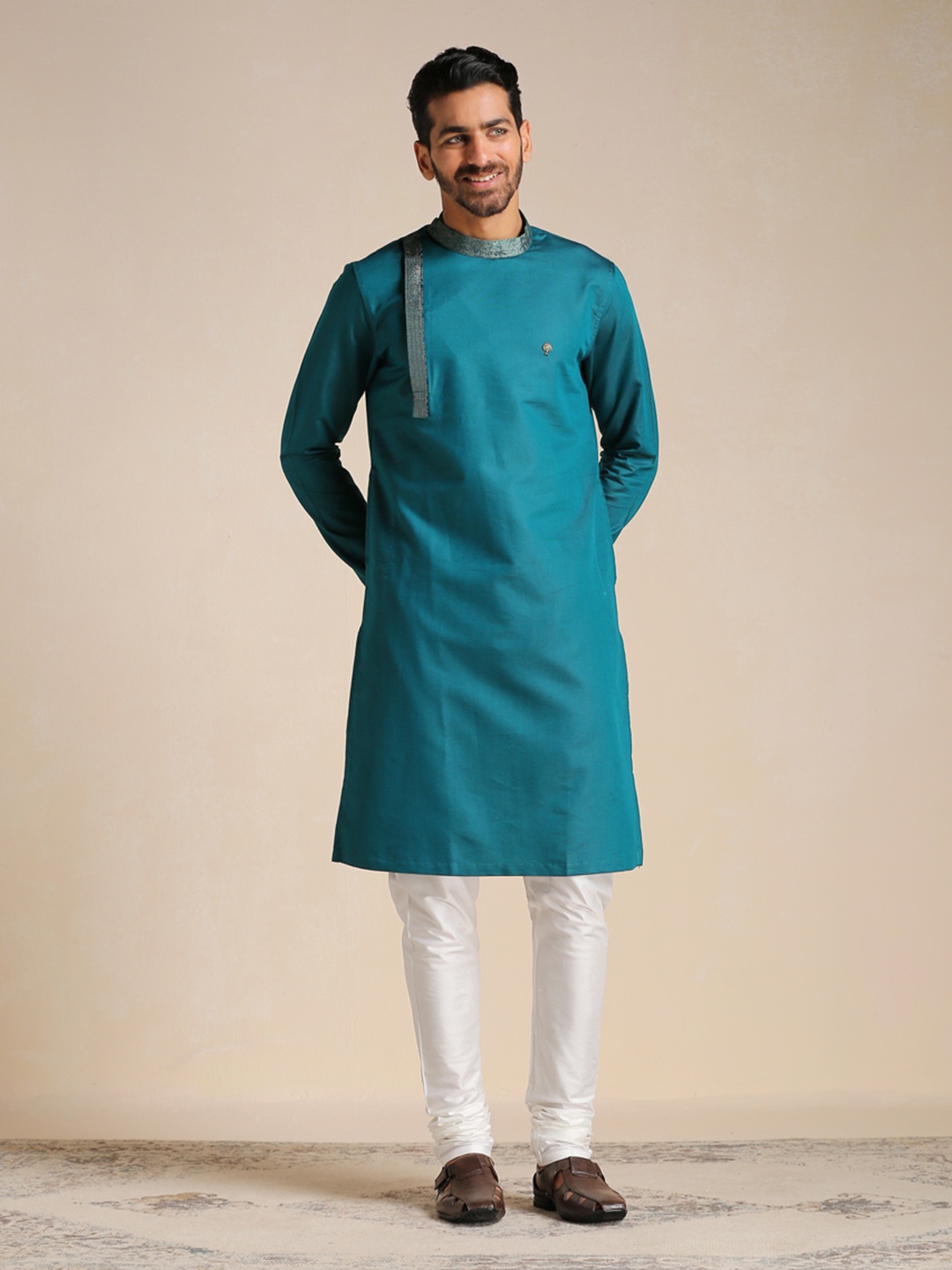 

Manyavar Band Collar Thread Work Straight Kurta, Teal