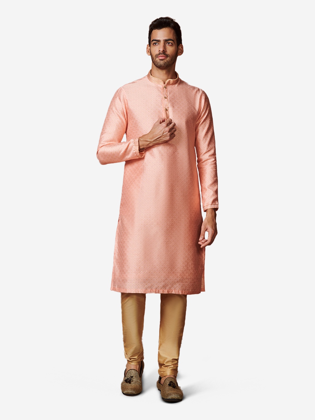 

Manyavar Men Peach-Coloured Ethnic Motifs Kurta with Pyjamas