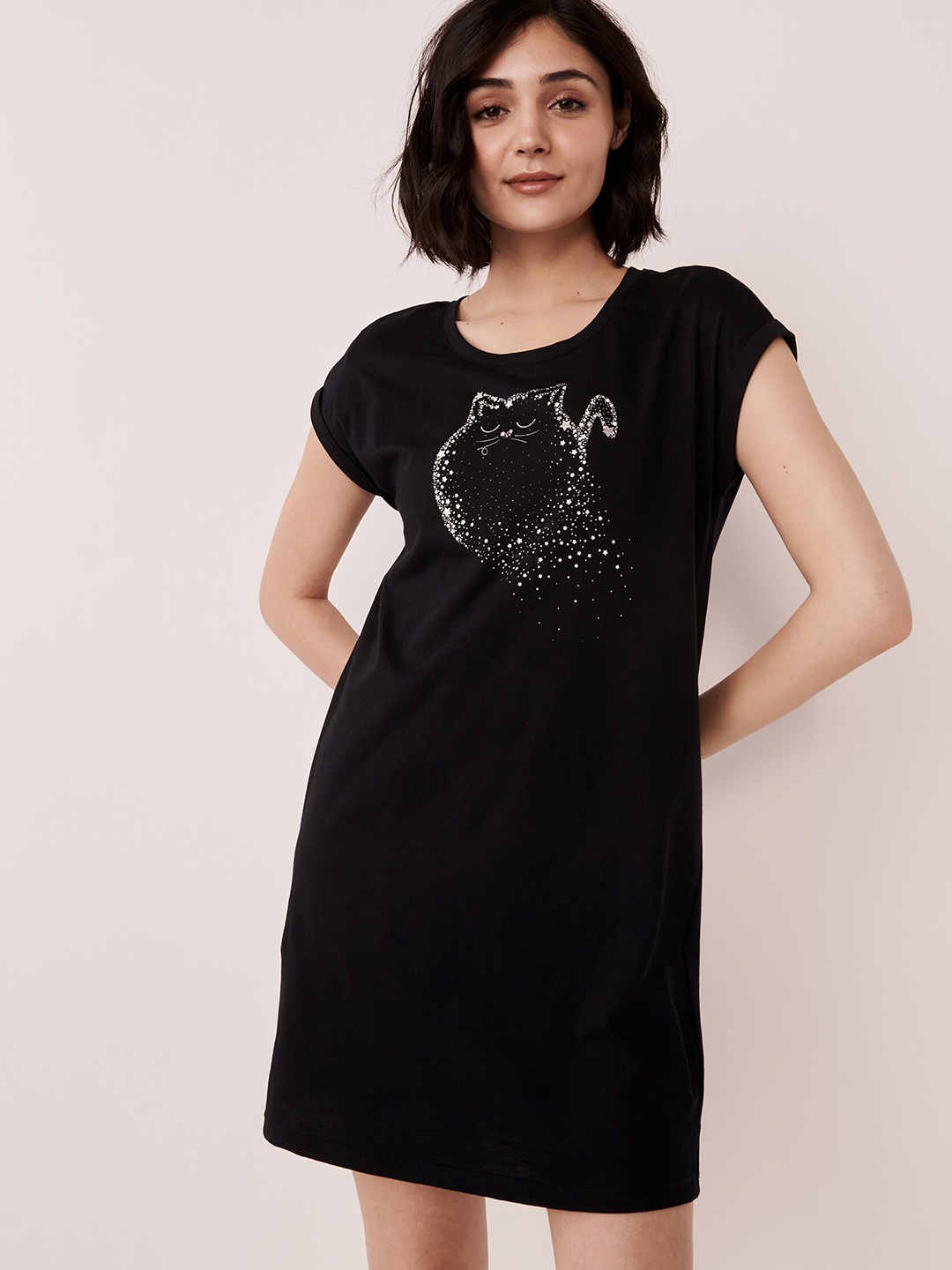 

La Vie en Rose Women Black Printed Cotton Nightdress
