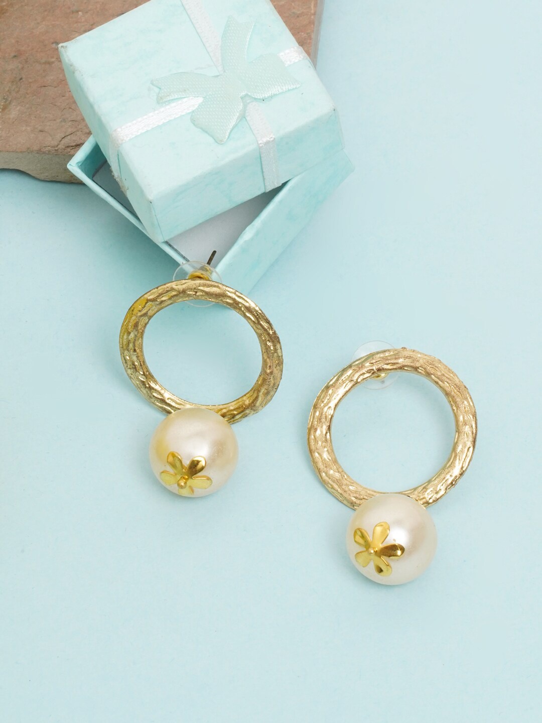 

DIVA WALK EXCLUSIVE Women White Pearls Gold-Plated Contemporary Drop Earrings