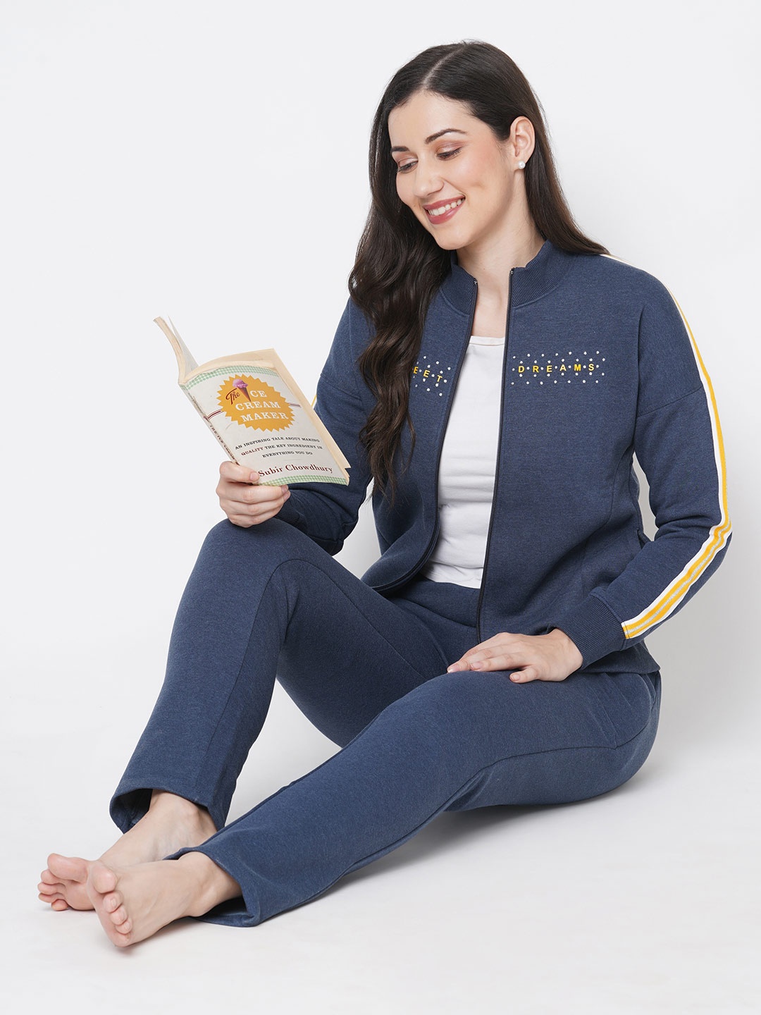

Sweet Dreams Women Blue Solid Winter Tracksuits