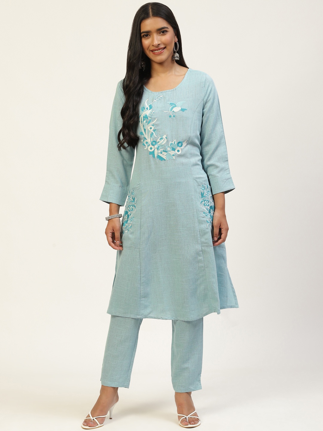 

MISRI Women Blue Floral Embroidered Kurta with Trousers