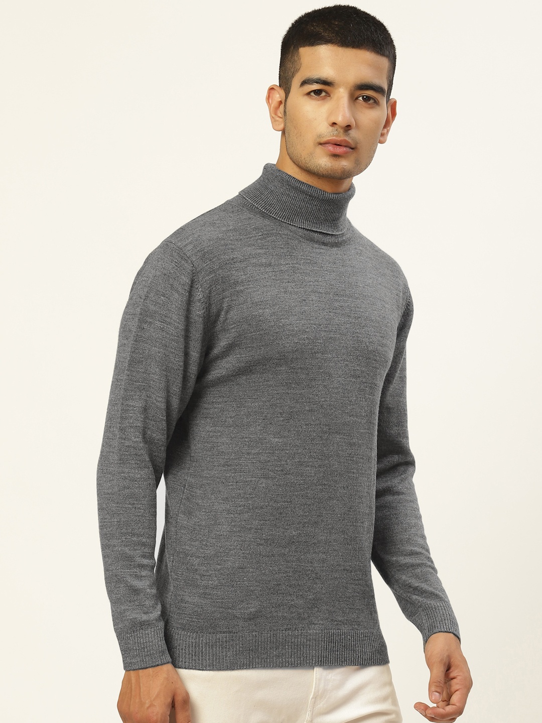 

RVK Men Dark Grey Turtle Neck Solid Pullover