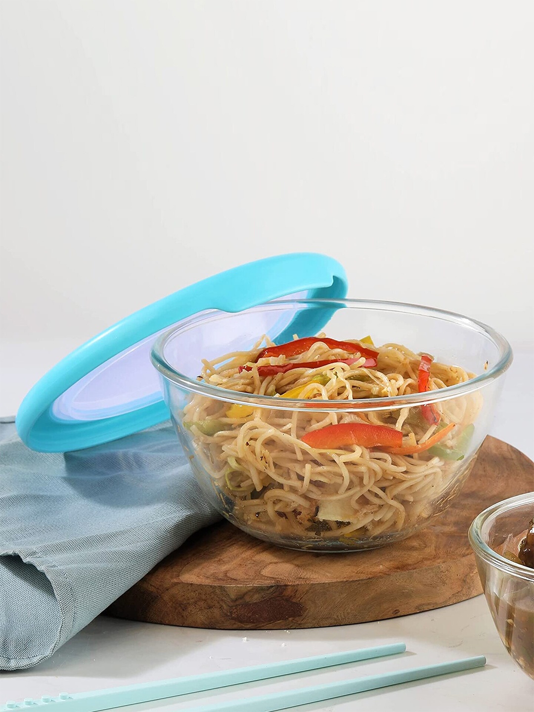 

Cello Transparent & Blue Dishwasher Safe Solid Glass Glossy Bowl 1.5 L