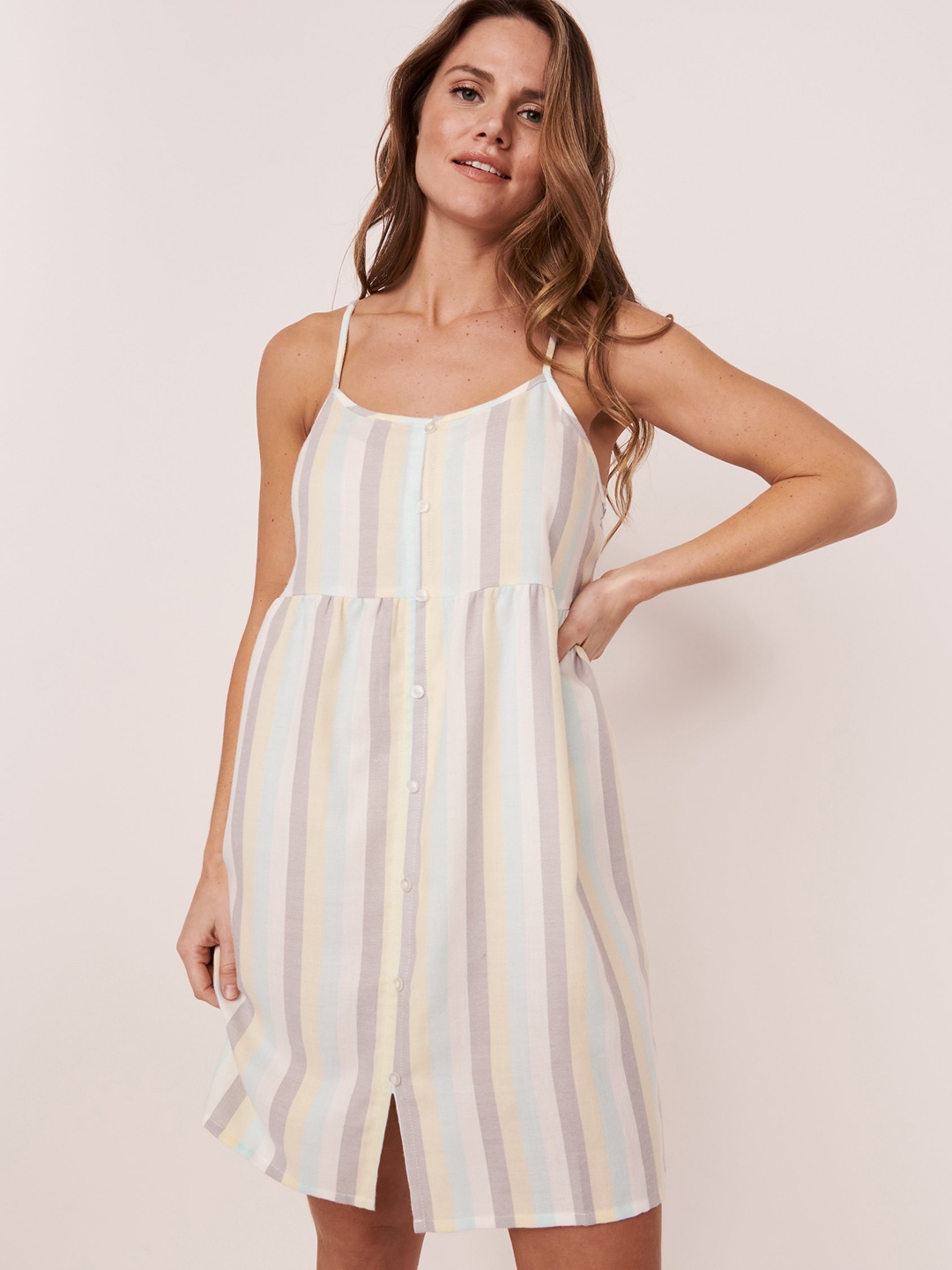 

La Vie en Rose White Striped Nightdress