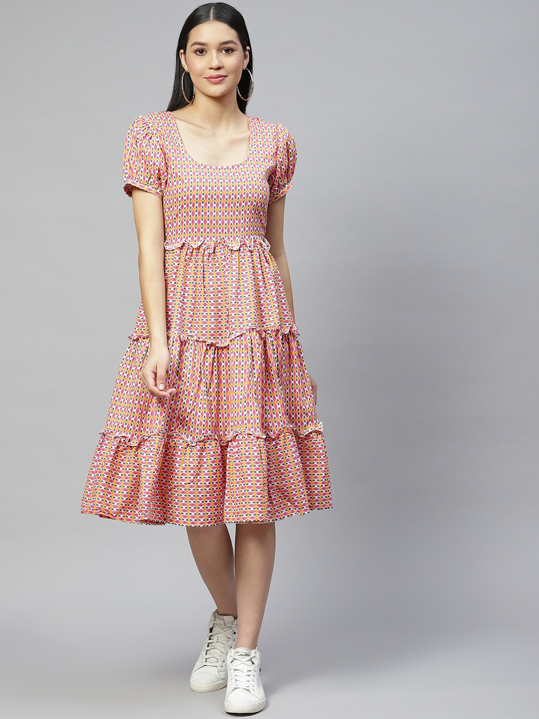 

Wabii Off White & Pink Cotton Printed Dress