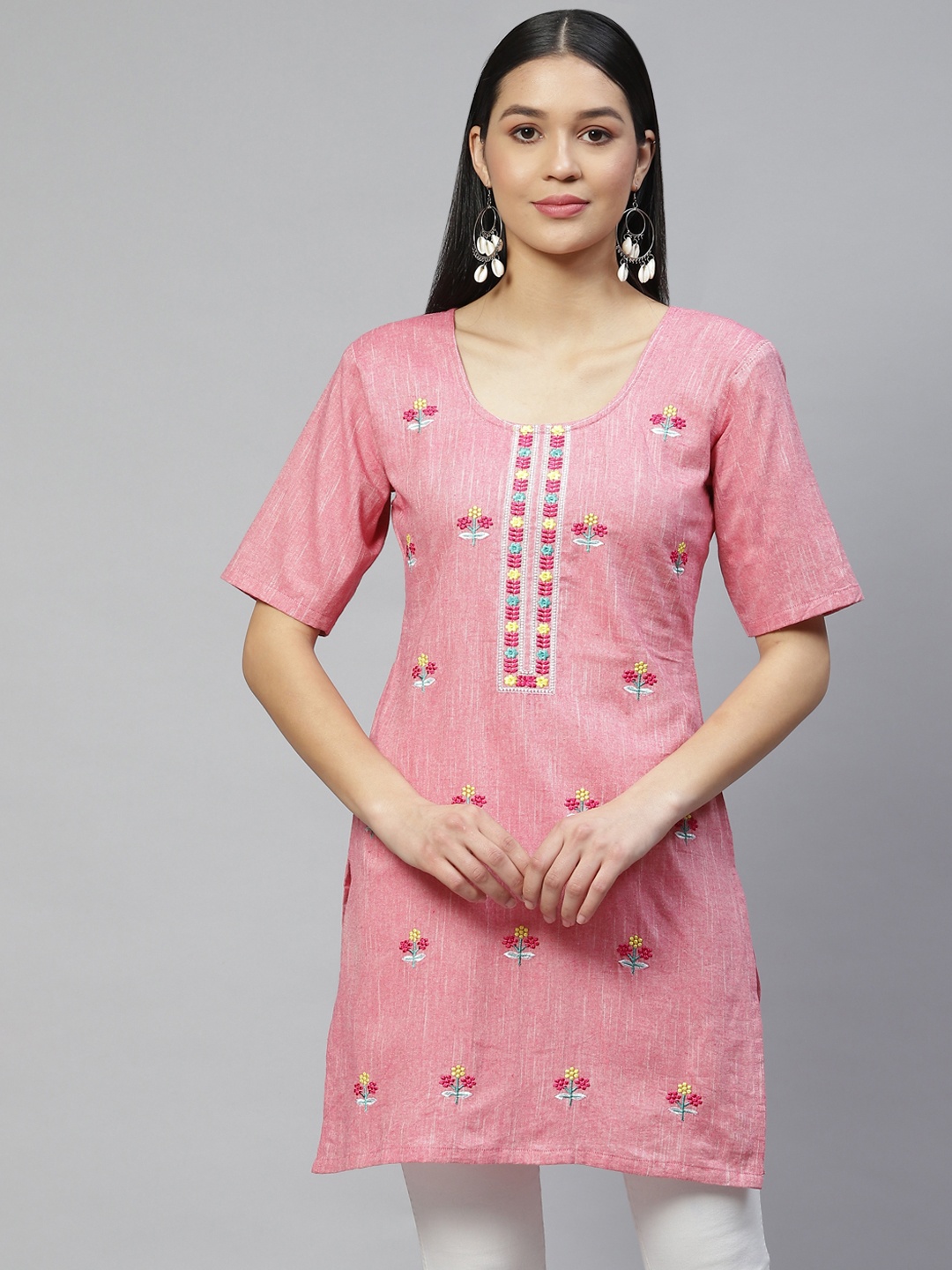 

Wabii Pink Embroidered Round Neck Tunic