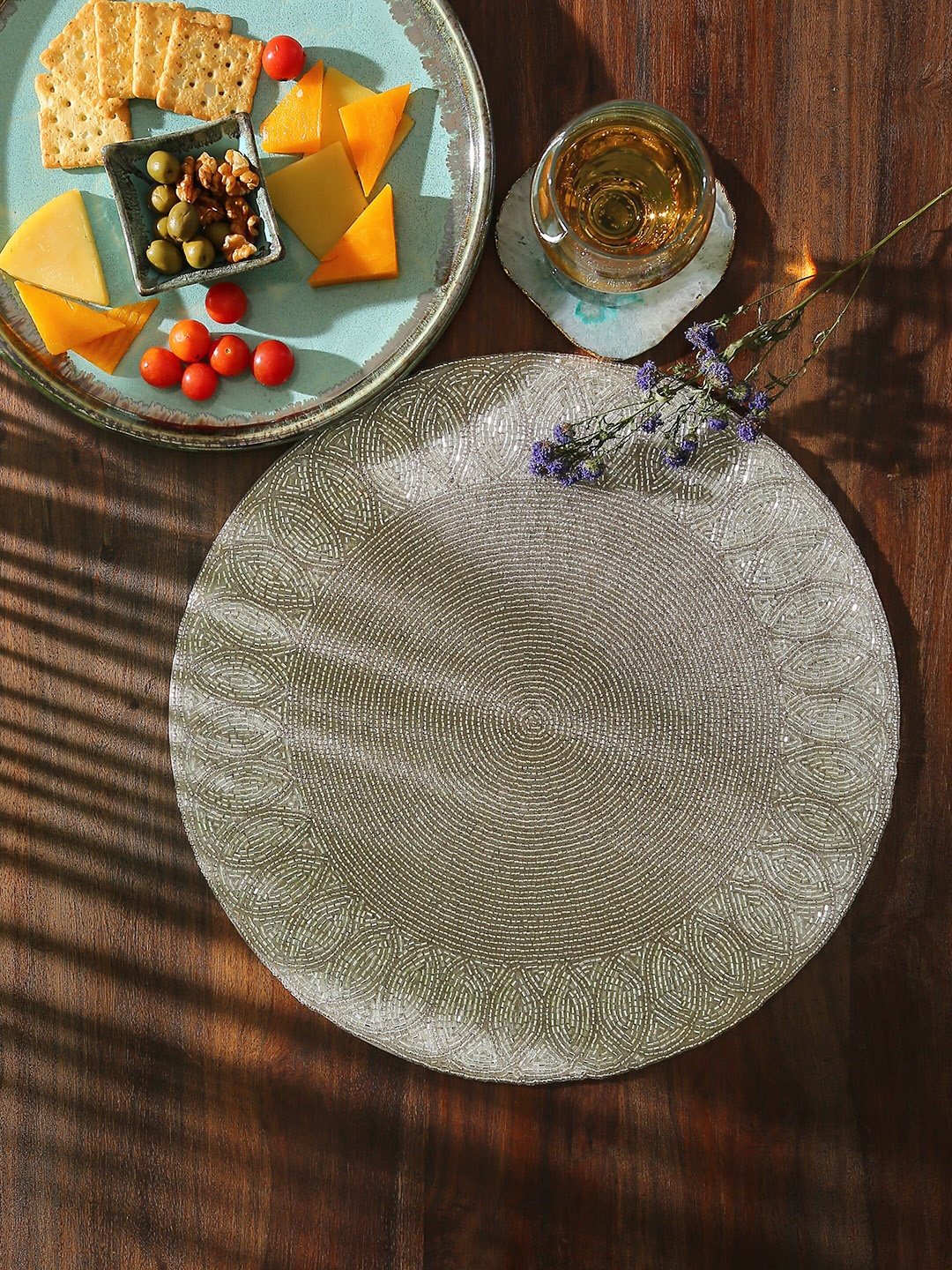 

Amoliconcepts Silver-Colored Beaded Round Table Placemats