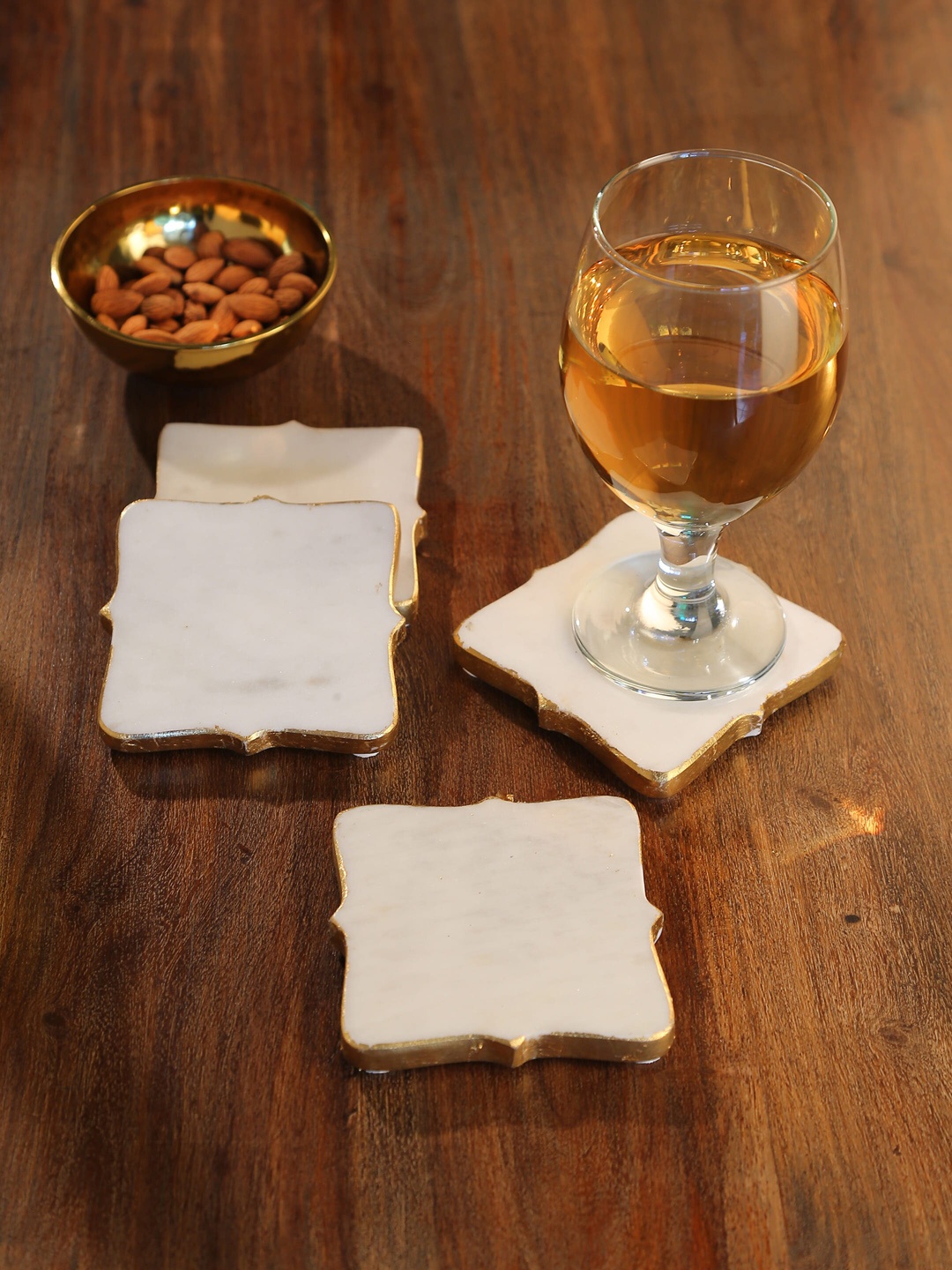 

Amoliconcepts Set of 4 White Marble Coasters