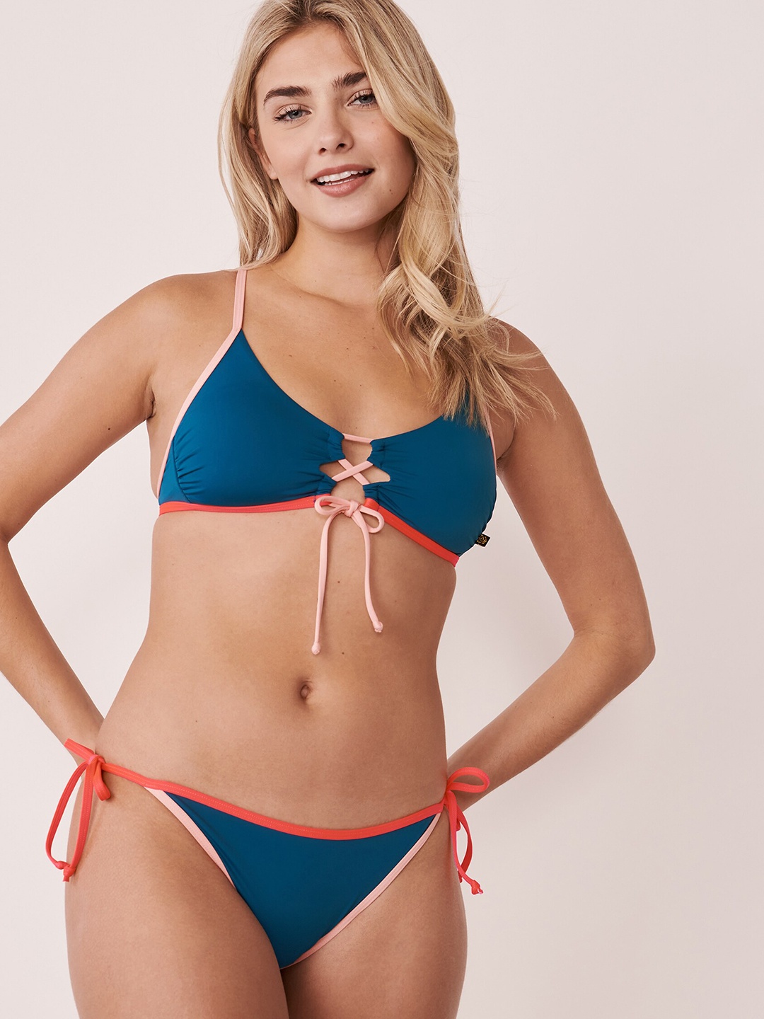 

La Vie en Rose Women Blue Solid Tie-strap Bikini Swim Top