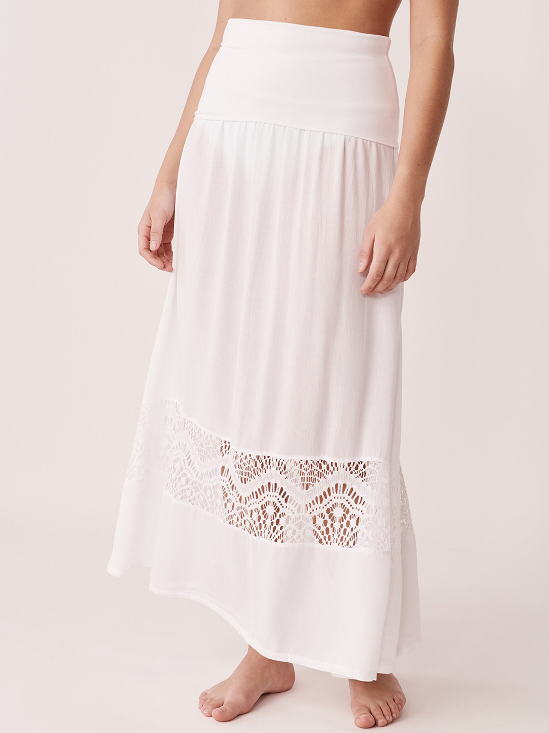 

La Vie en Rose Women White Solid Maxi Two-Way Swimwear Cover up Skirt