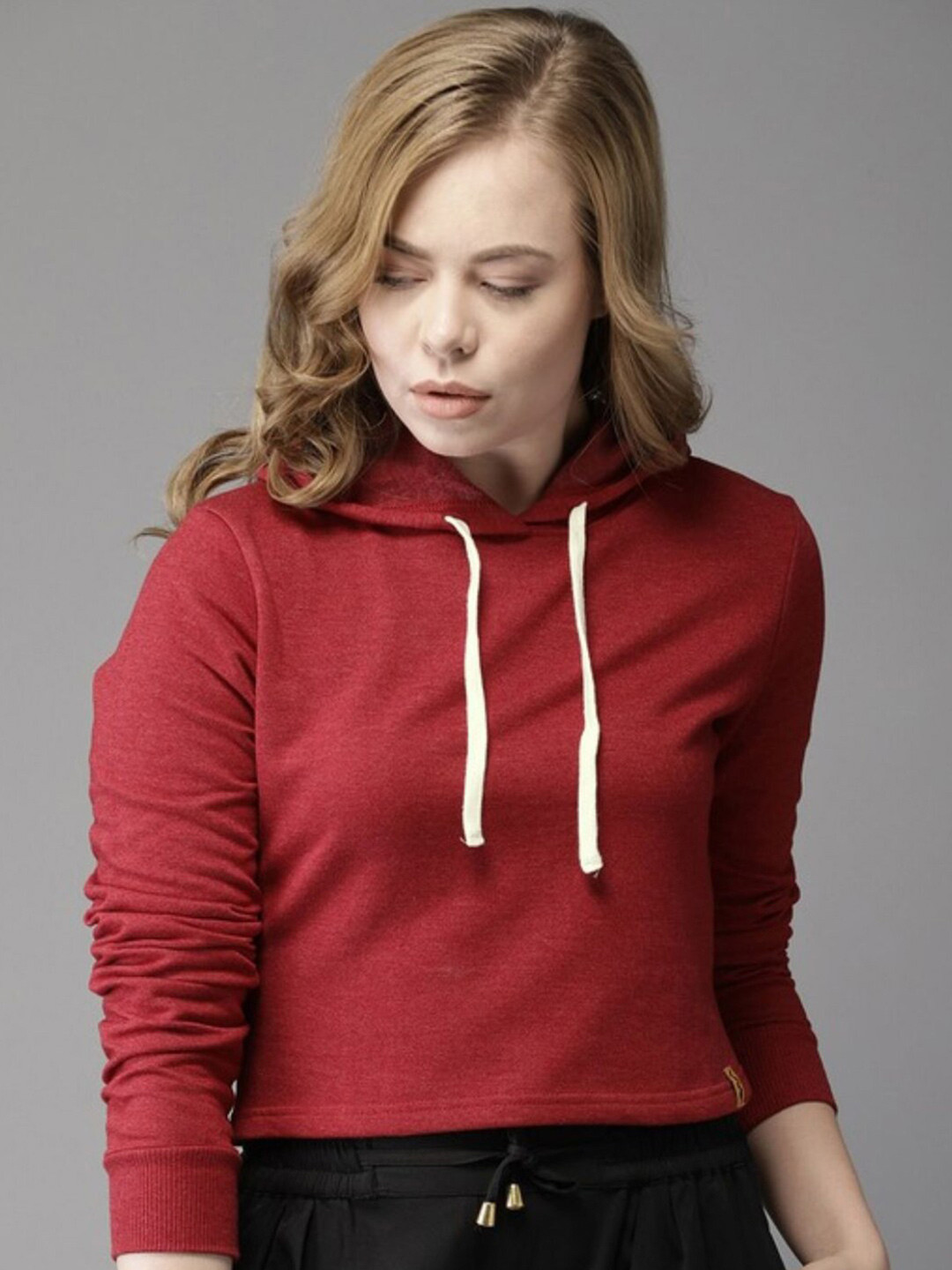 

Campus Sutra Women Maroon Hooded Sweatshirt