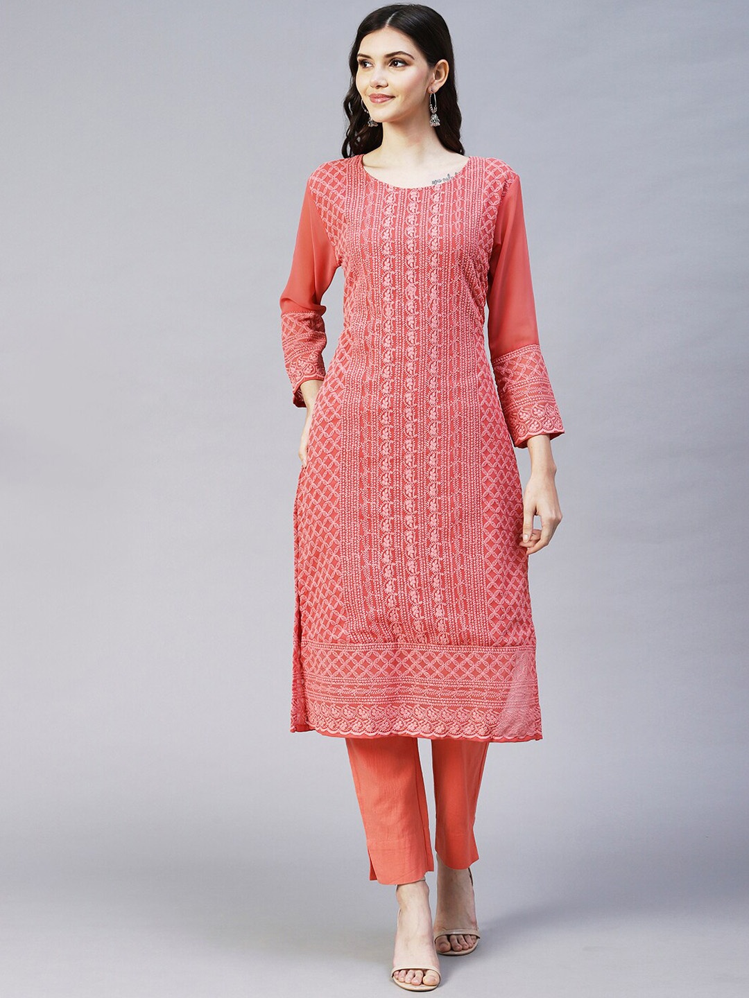

FASHOR Women Coral & Pink Ethnic Motifs Embroidered Chikankari Georgette Kurta