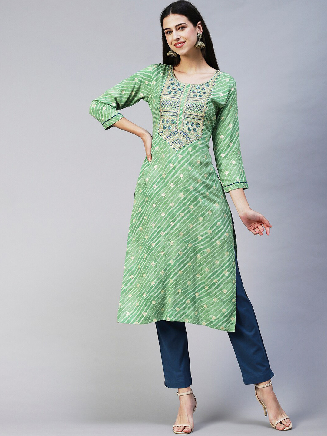 

FASHOR Women Green Floral Printed Kurta