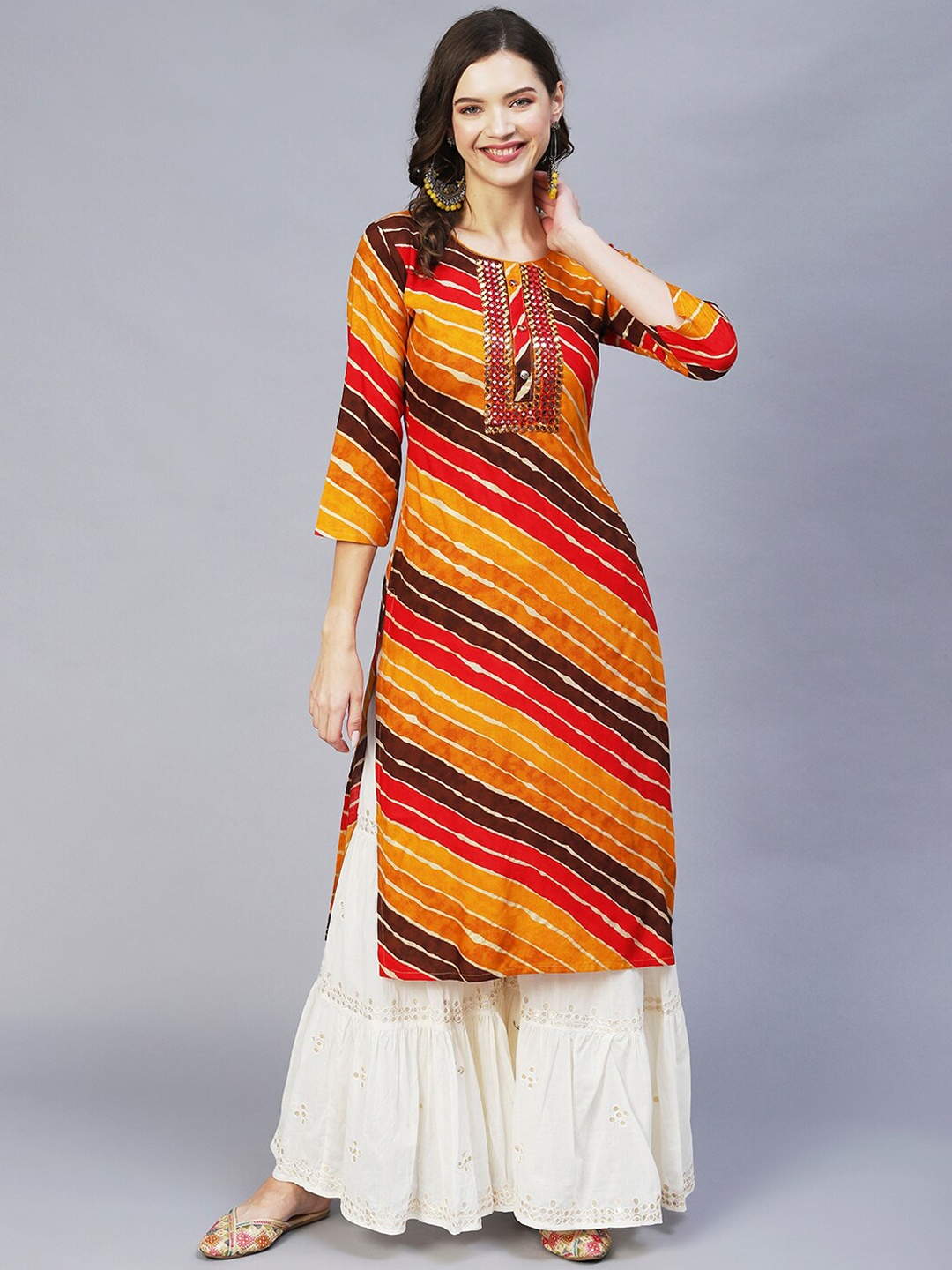 

FASHOR Women Multicoloured Leheriya Printed Mirror Work Kurta, Multi