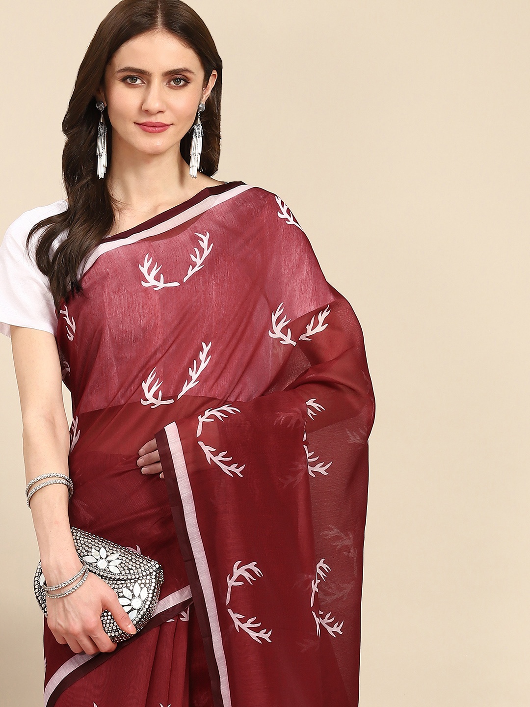 

Readiprint Fashions Maroon & White Floral Silk Cotton Saree