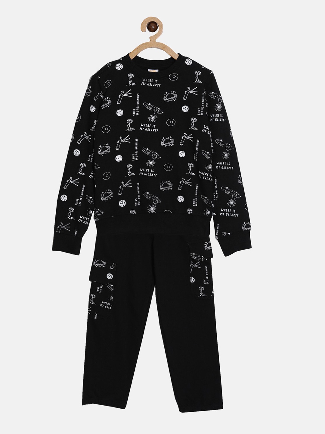 

Aomi Unisex Kids Black & White Printed Night suit