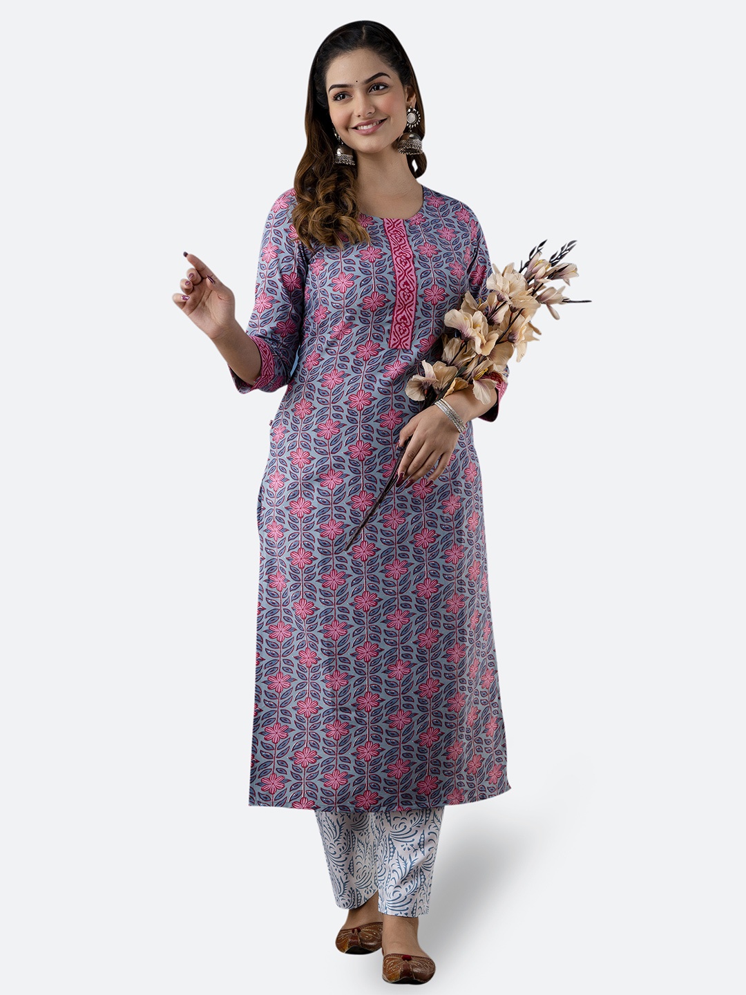 

KALINI Women Blue Floral Printed Kurta with Trousers