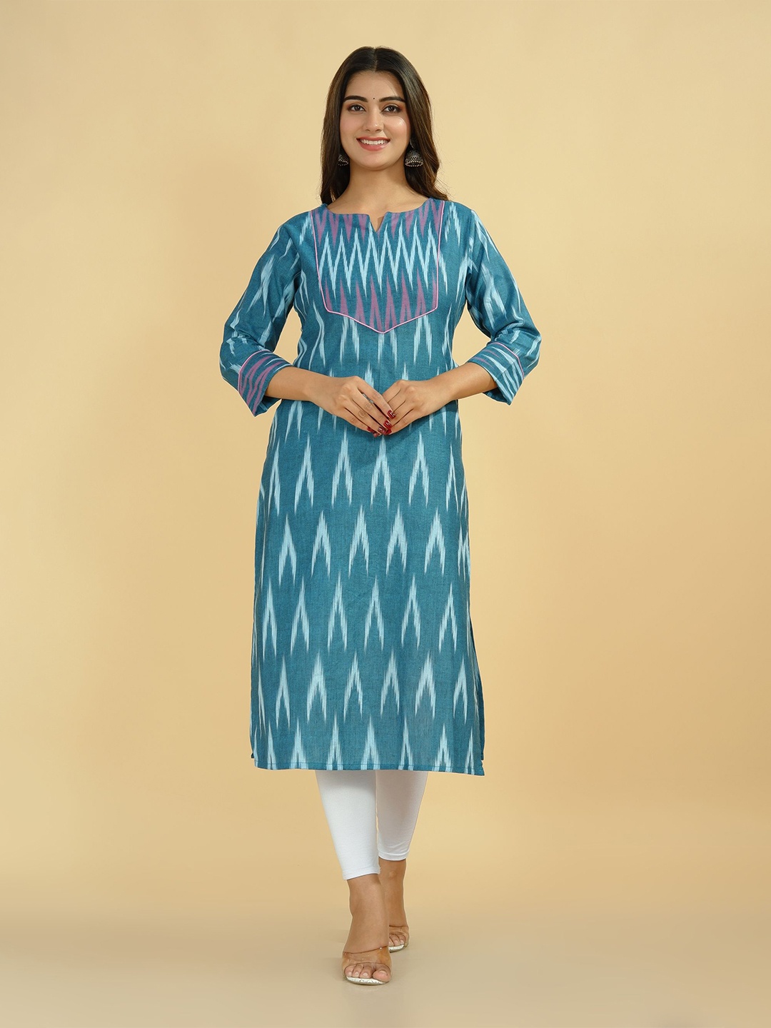 

Tetalee Women Blue & White Geometric Printed Kurta