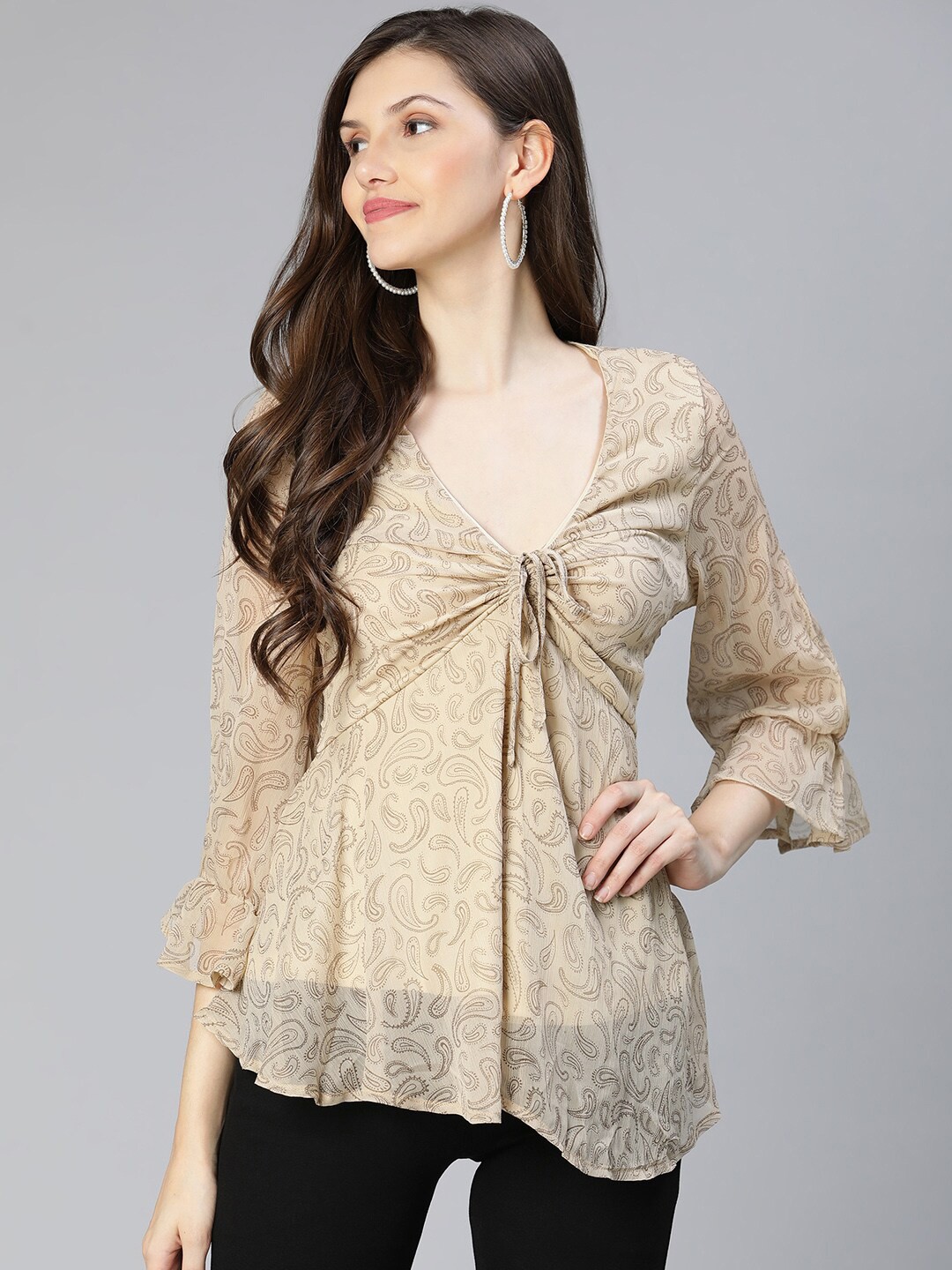 

Oxolloxo Beige Floral Printed Bell Sleeves Top
