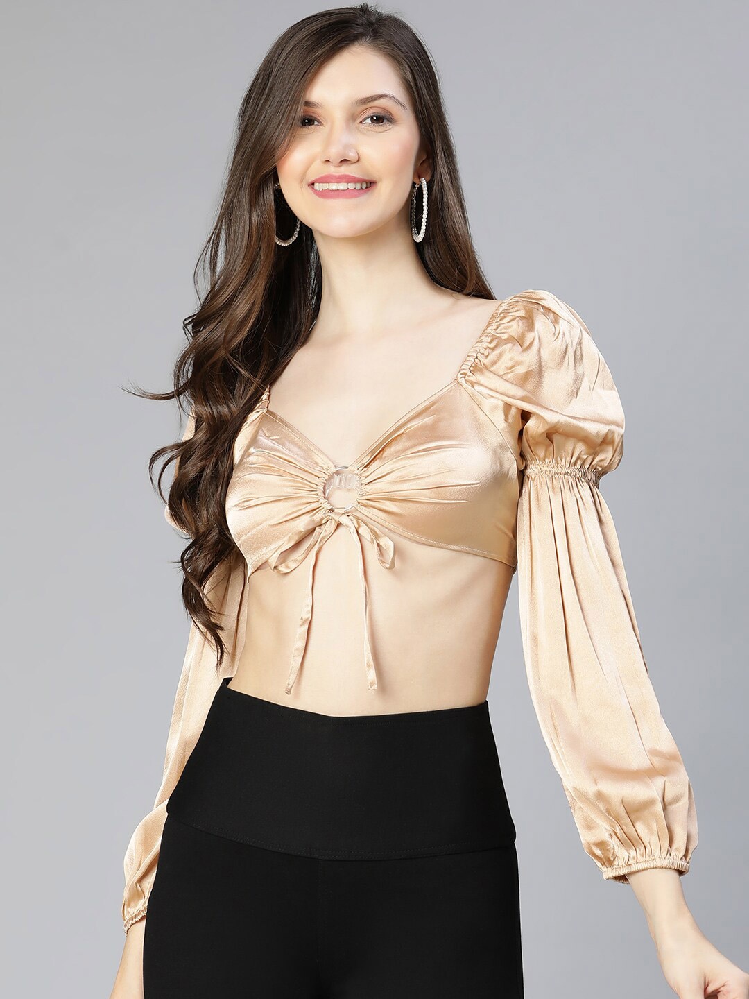 

Oxolloxo Women Beige Sweetheart Neck Crop Top