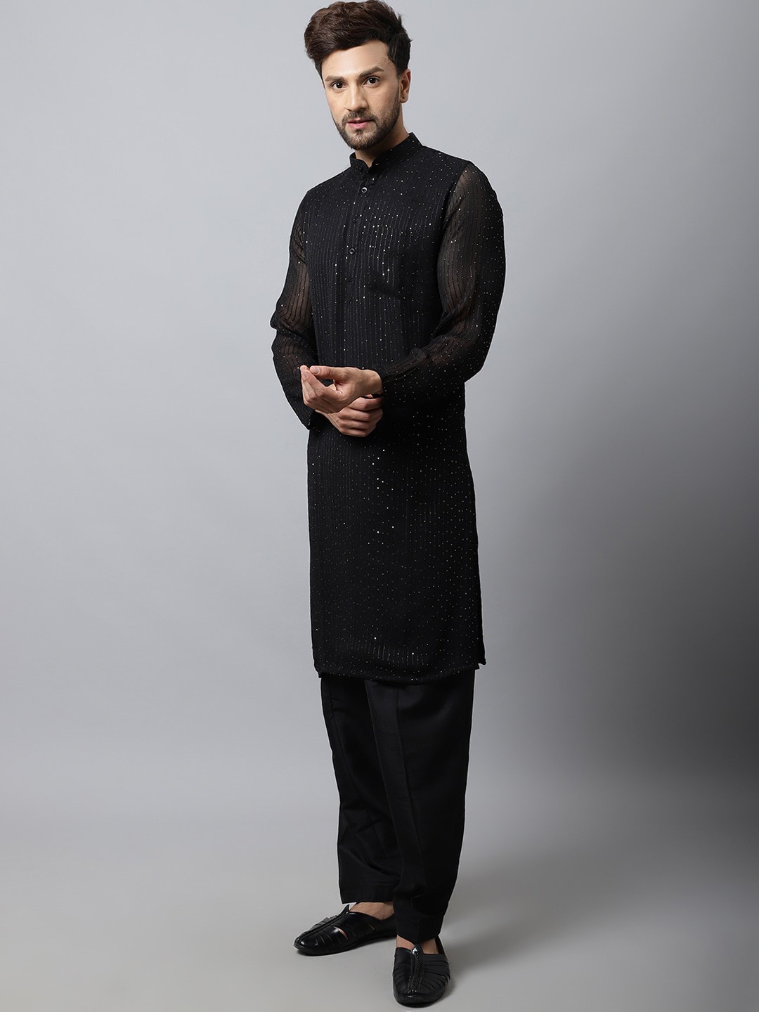 

anokherang Men Black Embroidered Sequinned Silk Georgette Kurta with Salwar