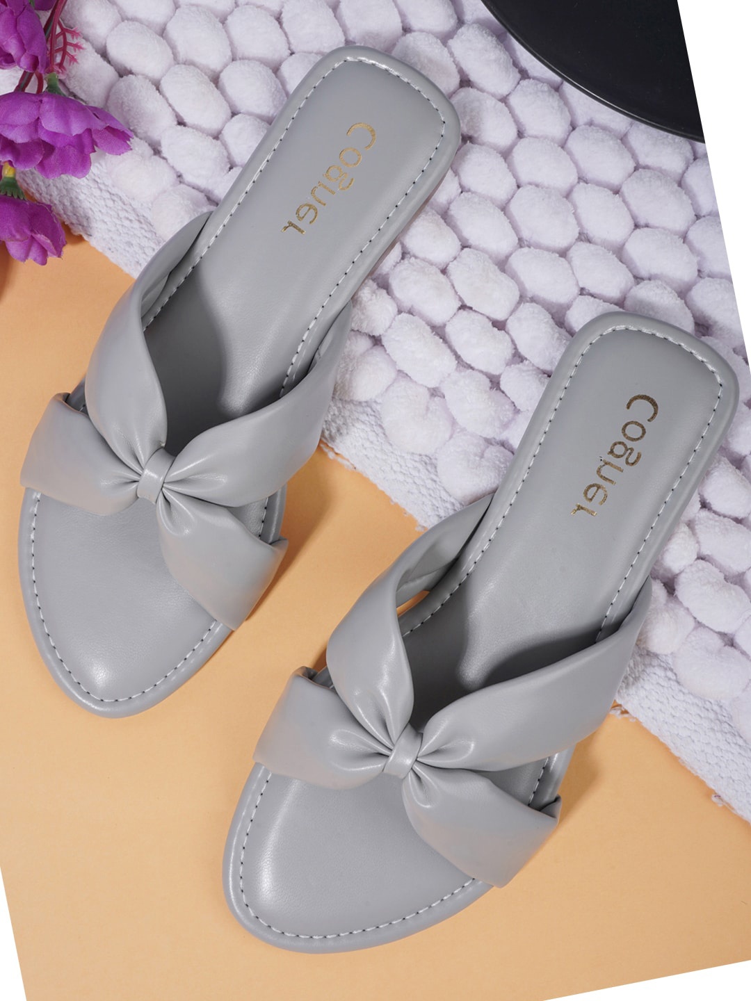 

Cogner Women Grey Solid Synthetic Open Toe Flats