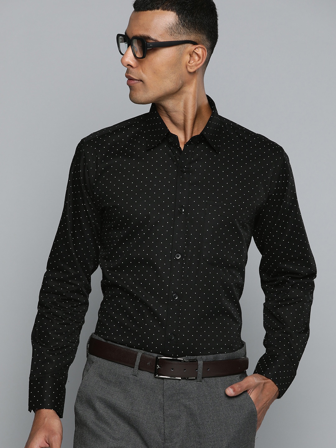 

DENNISON Men Black Smart Polka Dots Printed Formal Shirt