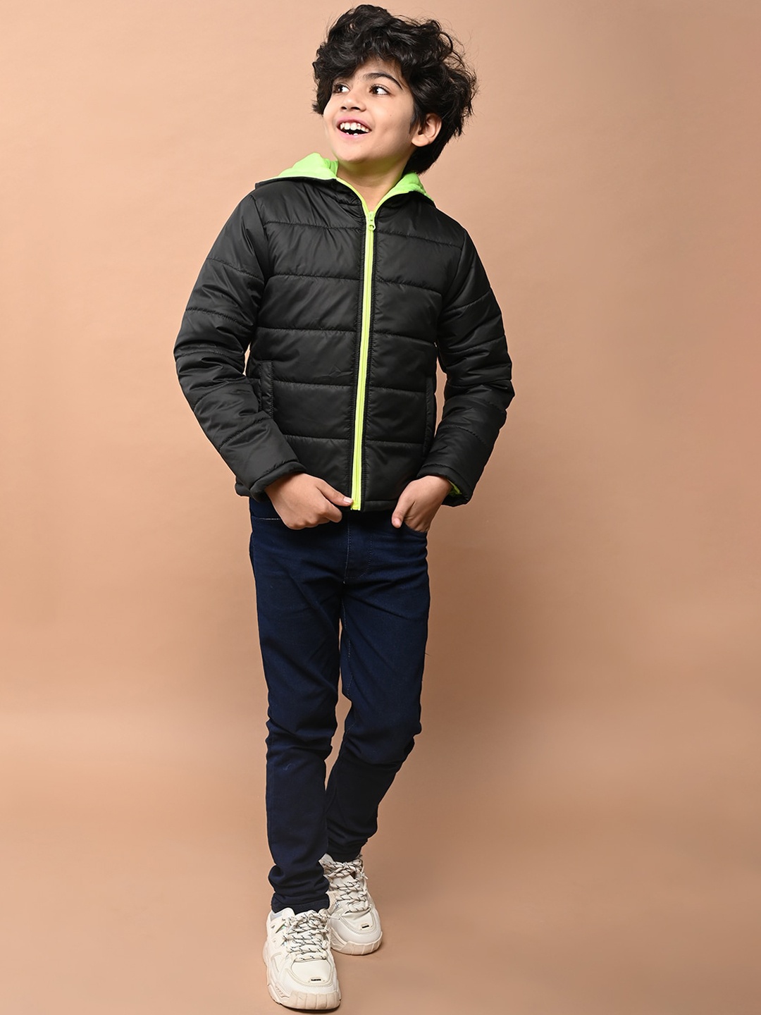 

LilPicks Boys Black Lightweight Puffer Jacket