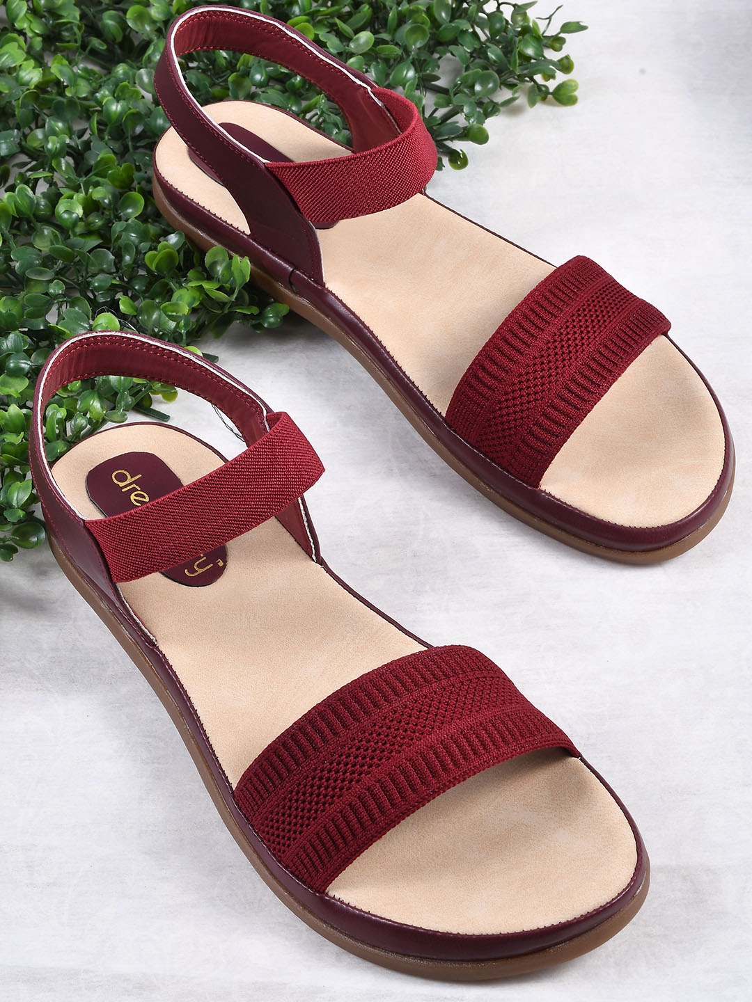 

DressBerry Women Maroon Open Toe Flats
