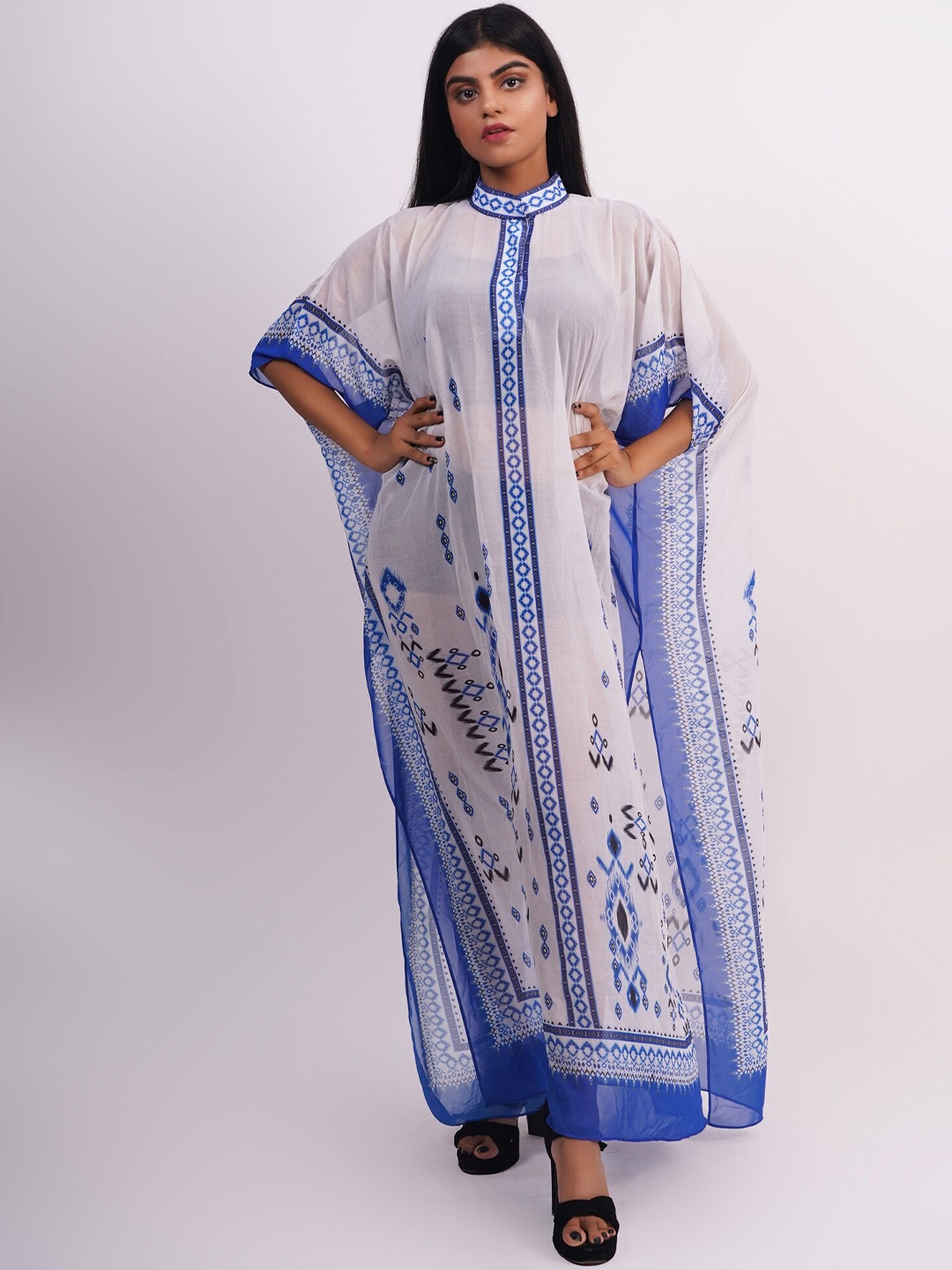 

Rajoria Instyle White & Blue Tribal Print Georgette Kaftan Maxi Dress