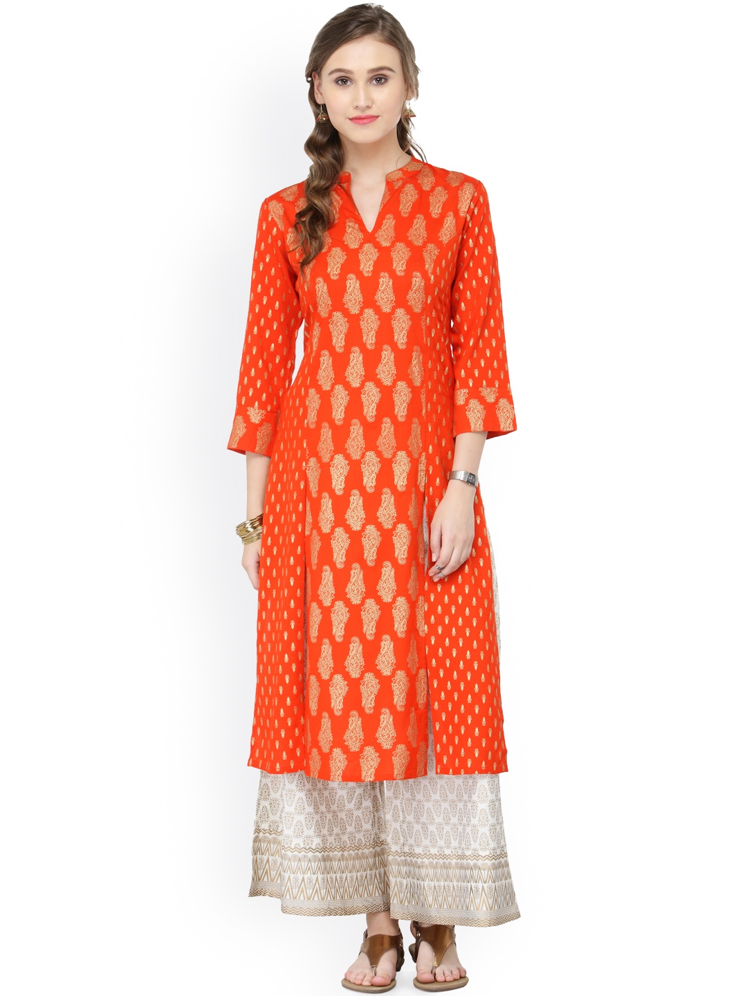 

Varanga Women Orange Printed Straight Kurta