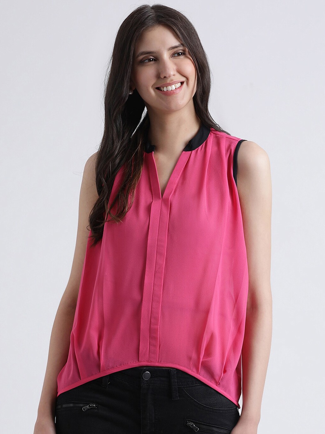 

DIVA WALK EXCLUSIVE Pink & Black Mandarin Collar Georgette Top