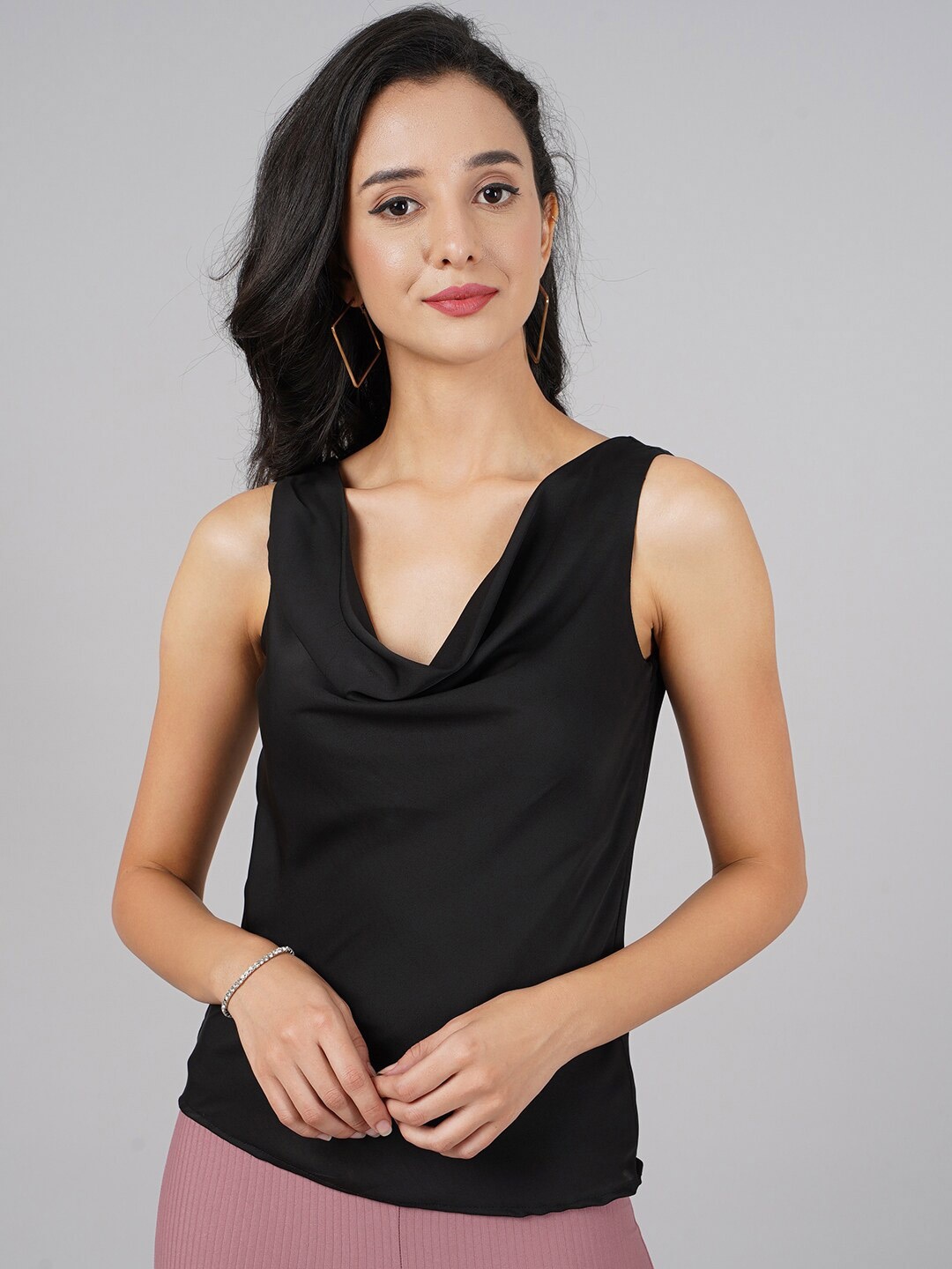 

DIVA WALK EXCLUSIVE Black Cowl Neck Top