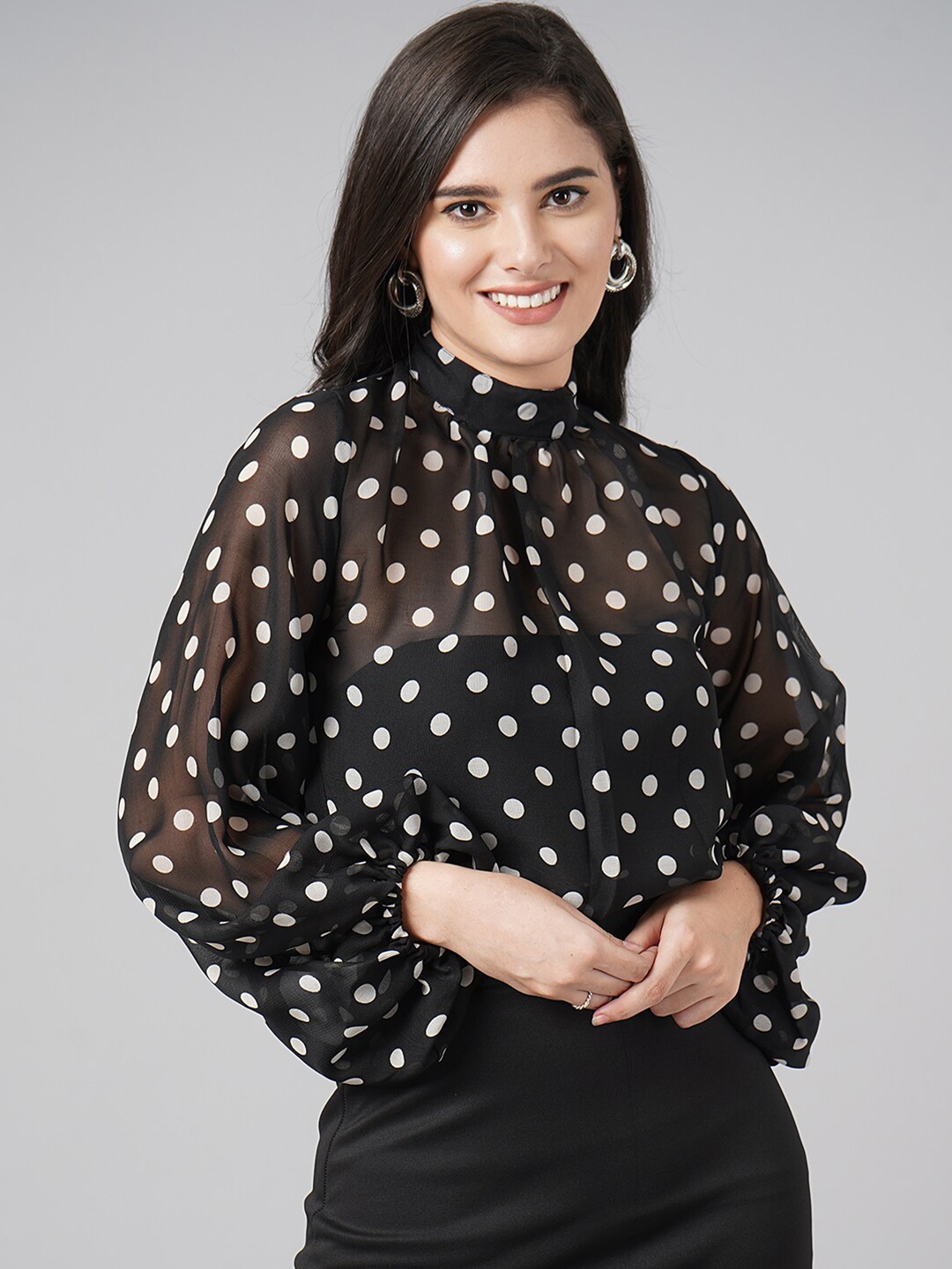 

DIVA WALK EXCLUSIVE Women Black & White Print Georgette Top