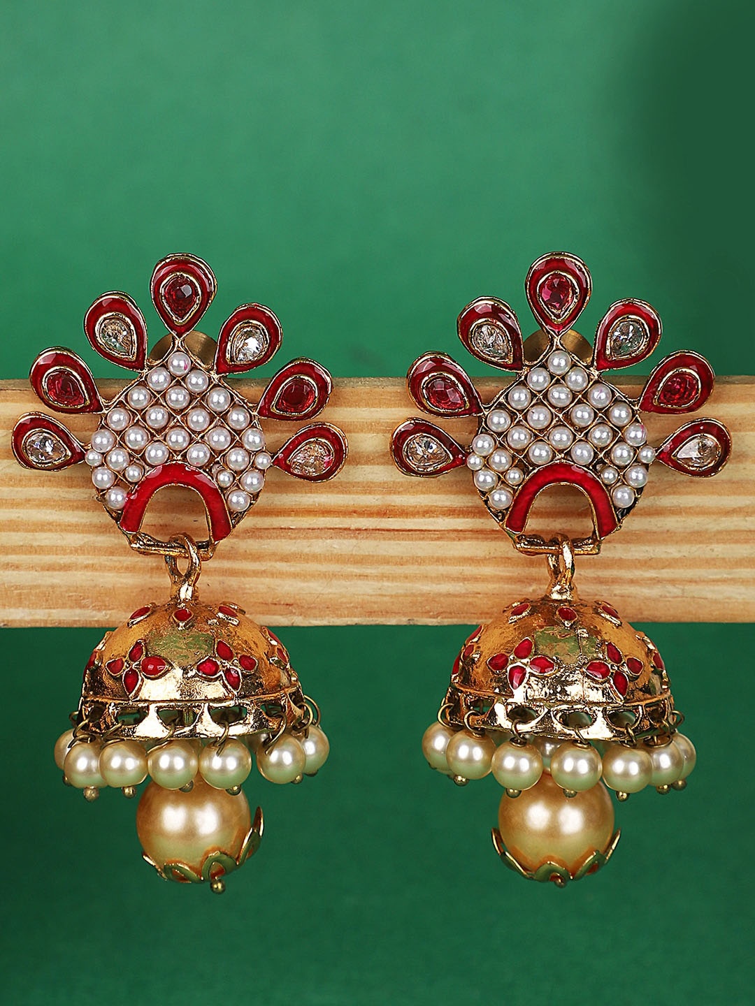 

ANIKAS CREATION Women Red & White Gold-Plated Dome Shaped Jhumkas Earrings