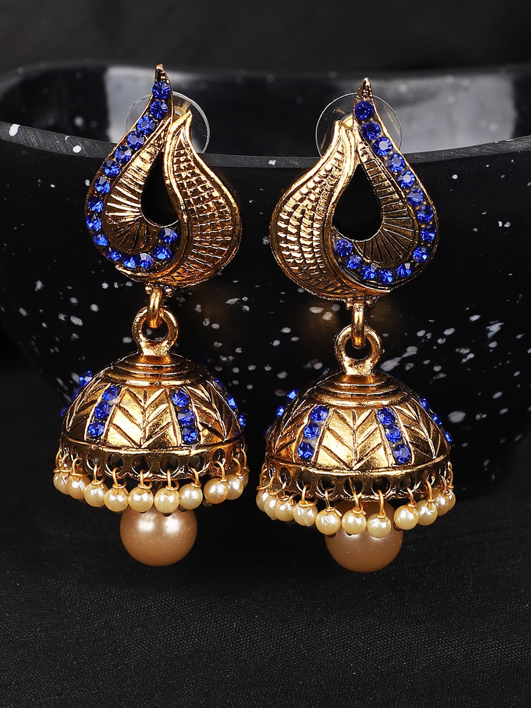 

ANIKAS CREATION Women Blue Gold-Plated Dome Shaped Jhumkas Earrings