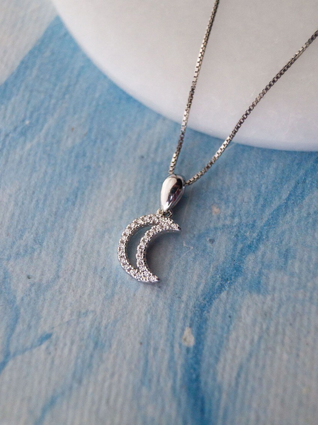 

MANNASH Silver-Toned & White 925 Sterling Silver Rhodium-Plated Pendant With Chain