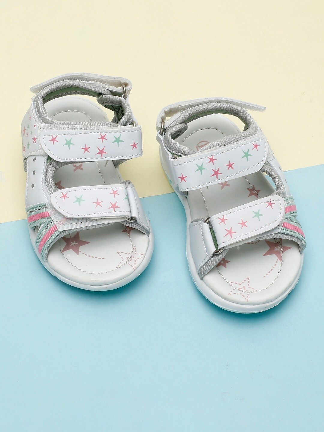 

max Girls Printed Open Toe Flats, White