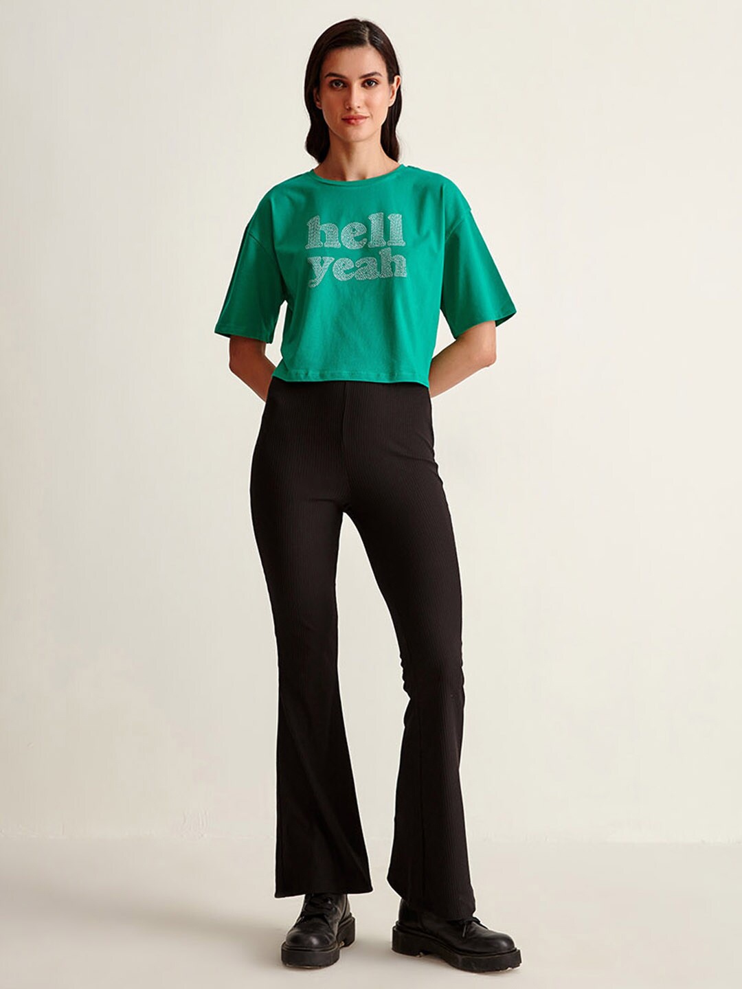 

COVER STORY Women Green Typography Printed Crop T-shirt
