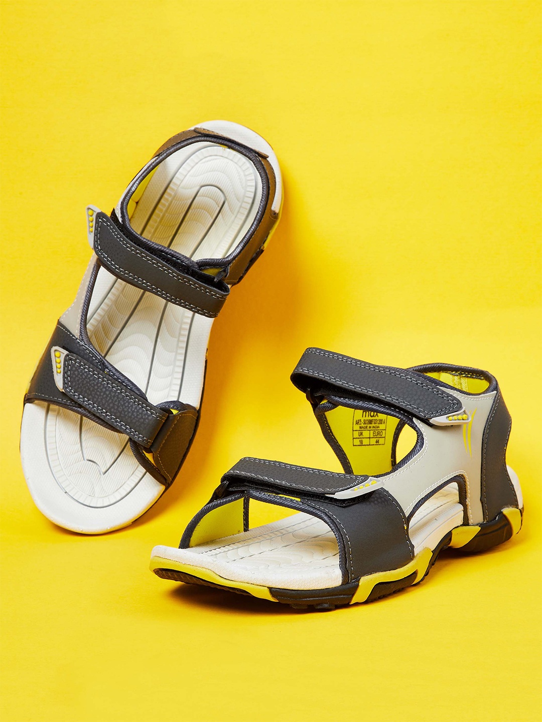 

max Men Yellow & Grey Sports Sandals