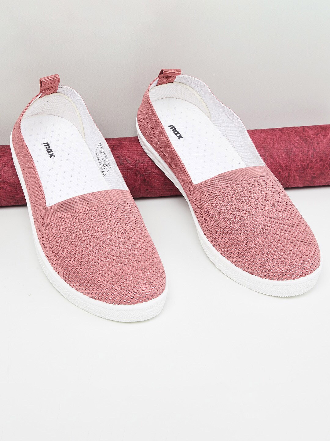 

max Women Pink Woven Design Slip-On Sneakers