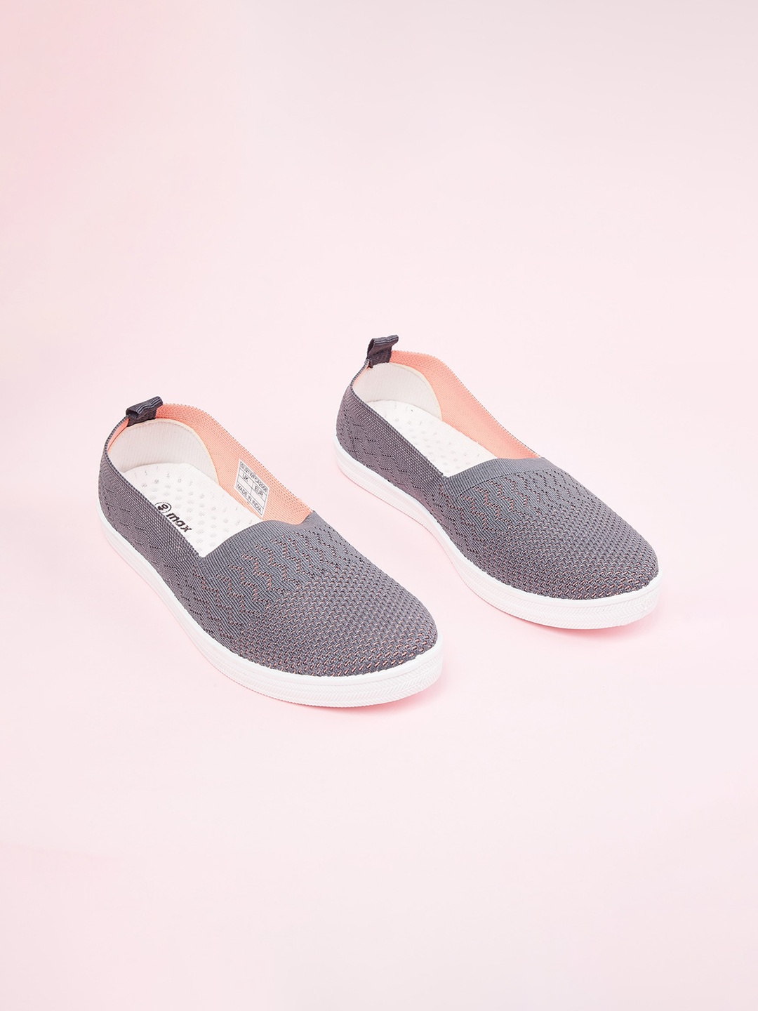 

max Women Grey Woven Design Slip-On Sneakers
